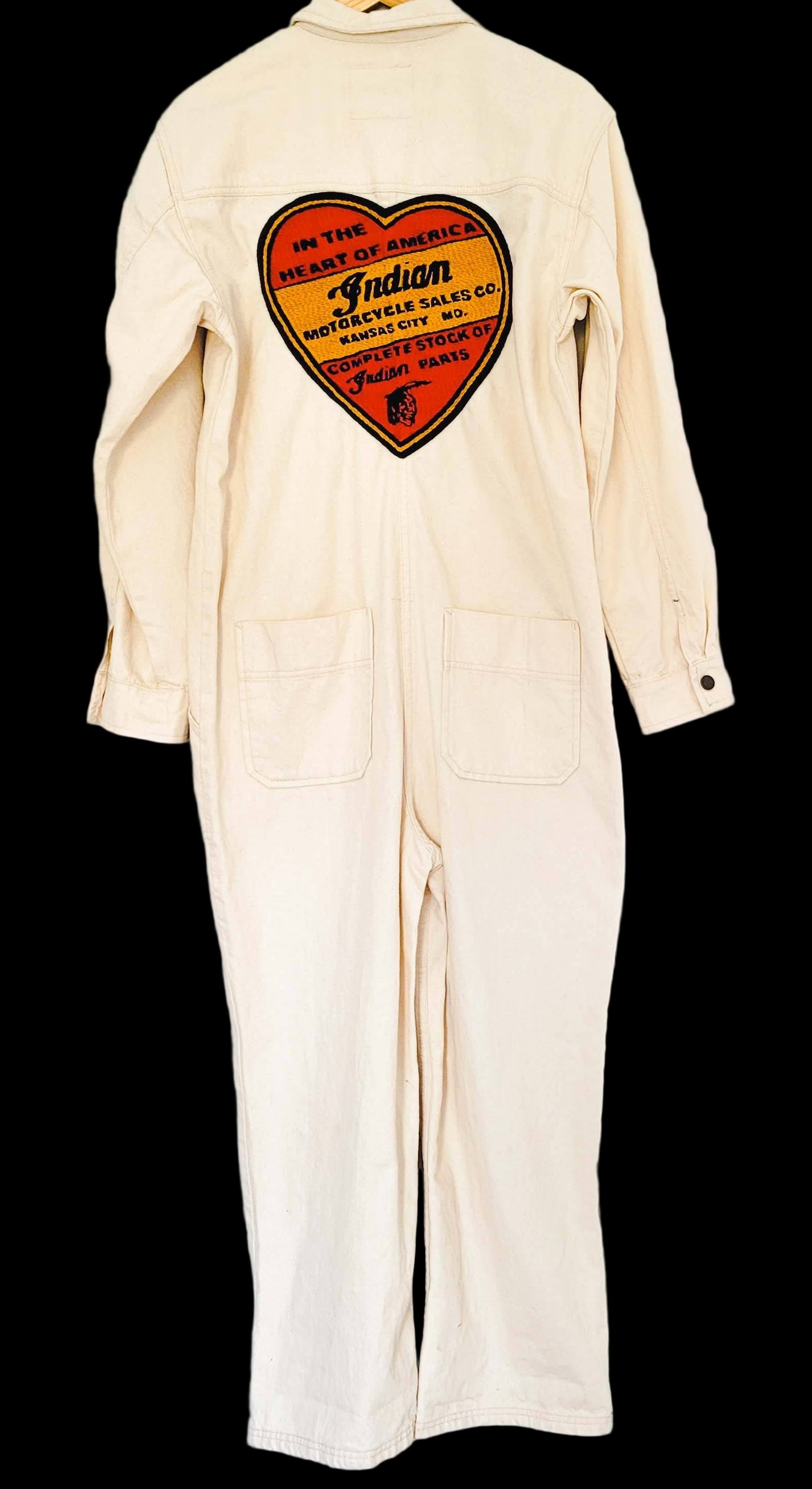 Coverall American Vintage hand embroidered chainstitch method combinaison  brodée à la main INDIAN - L'Insoumis Clothing