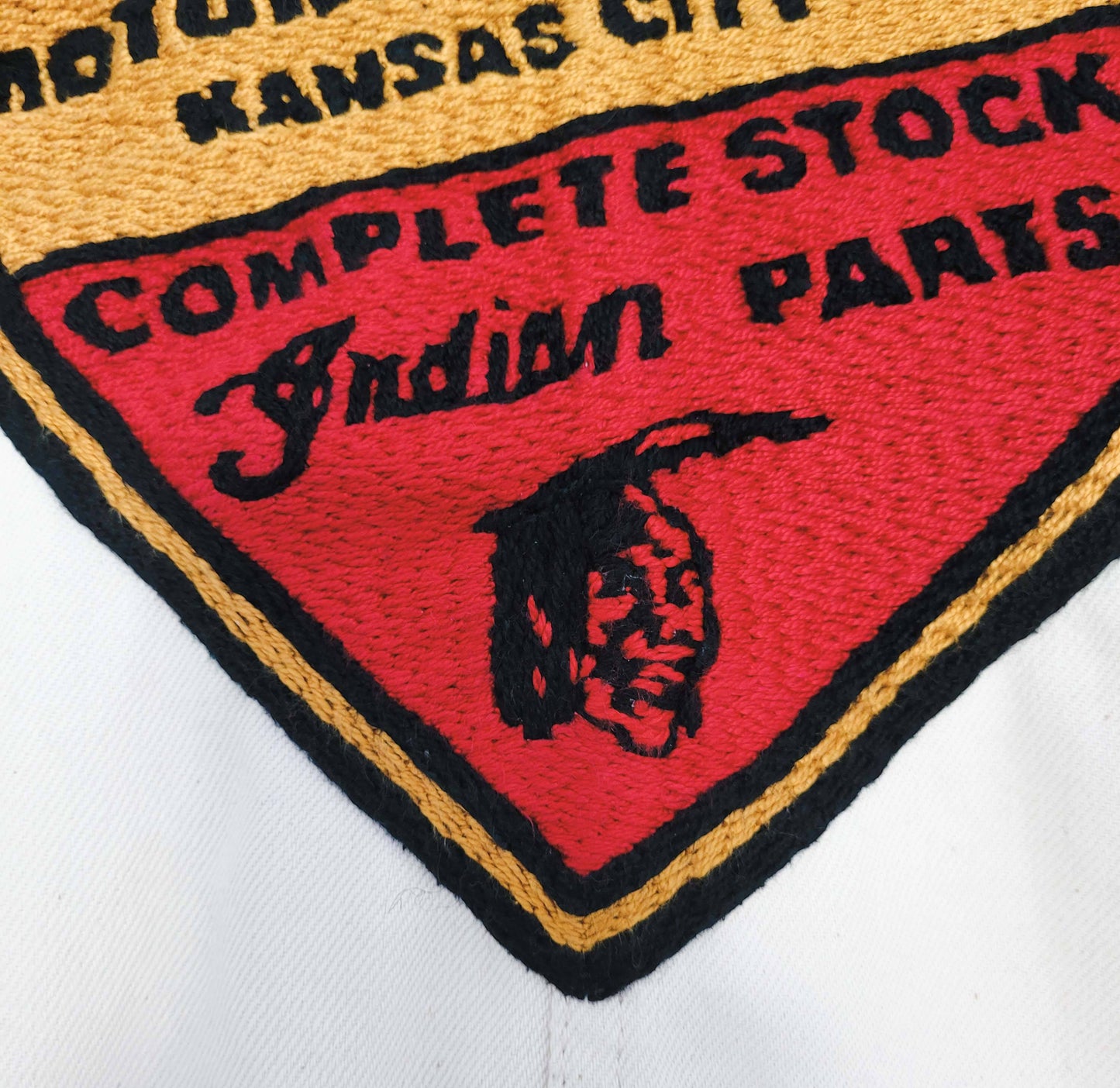 Coverall American Vintage hand embroidered chainstitch method combinaison  brodée à la main INDIAN - L'Insoumis Clothing