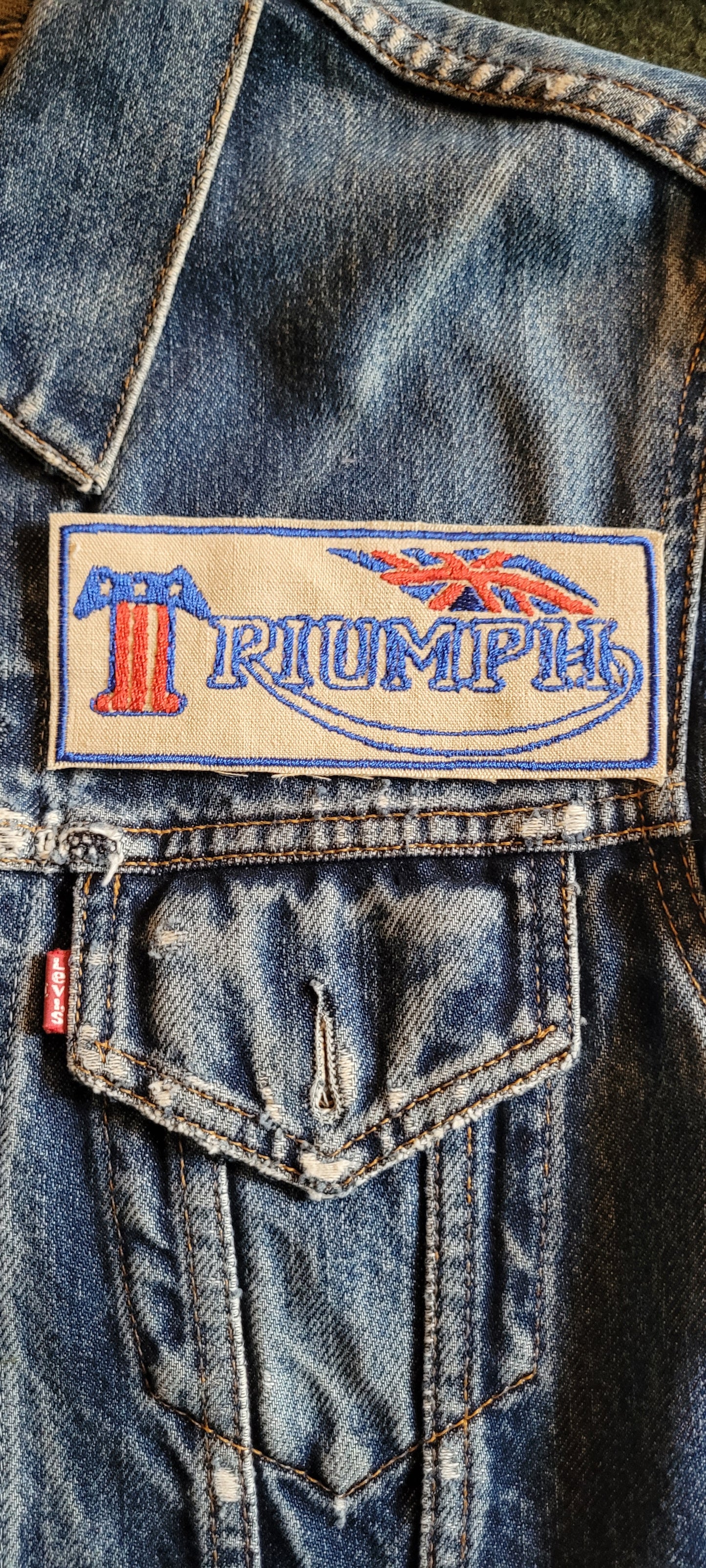 Triumph vintage 2eme version - PUNK & COTON