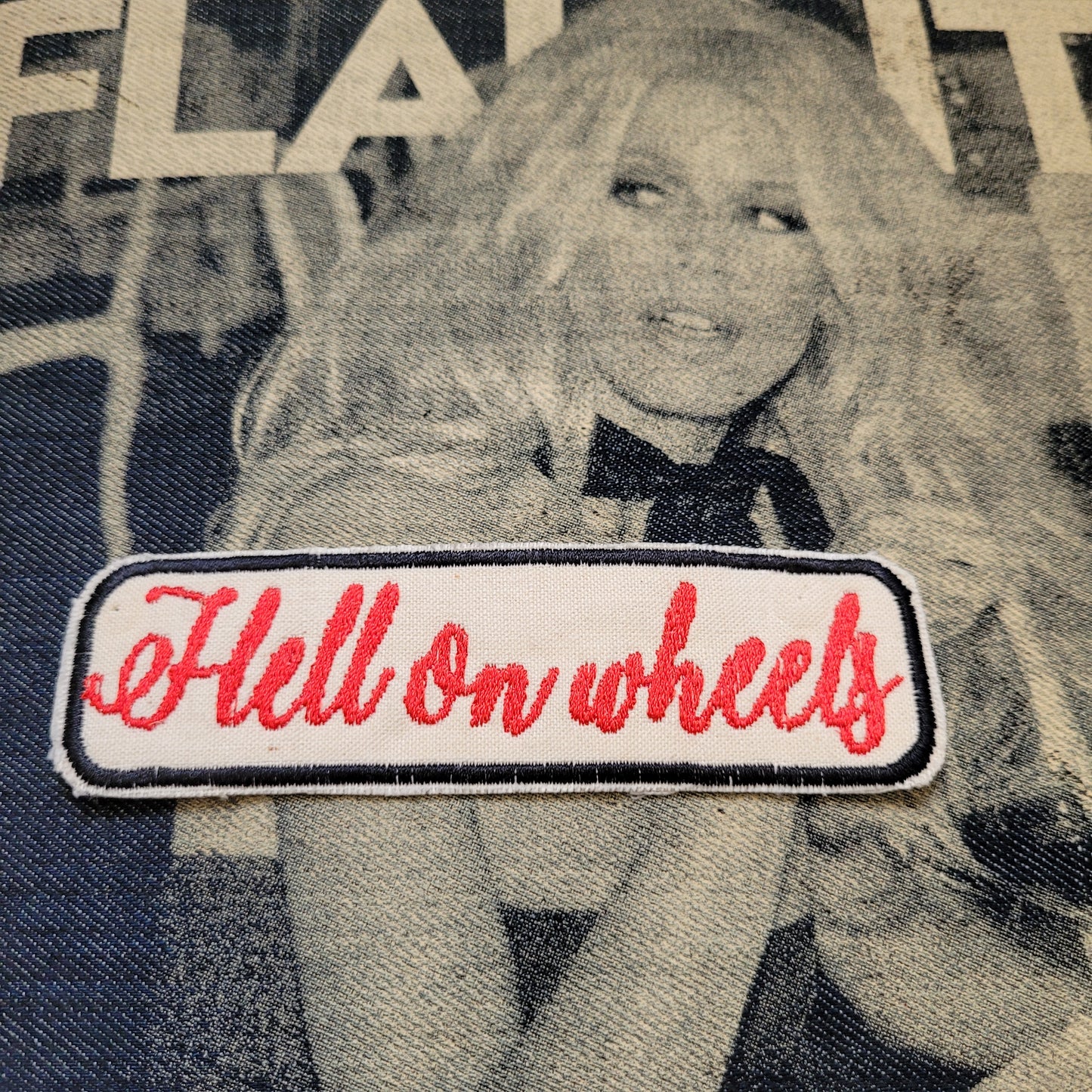 Patch Brodé "Hell on wheels" Perfect on your cut EN COTON - PUNK & COTON