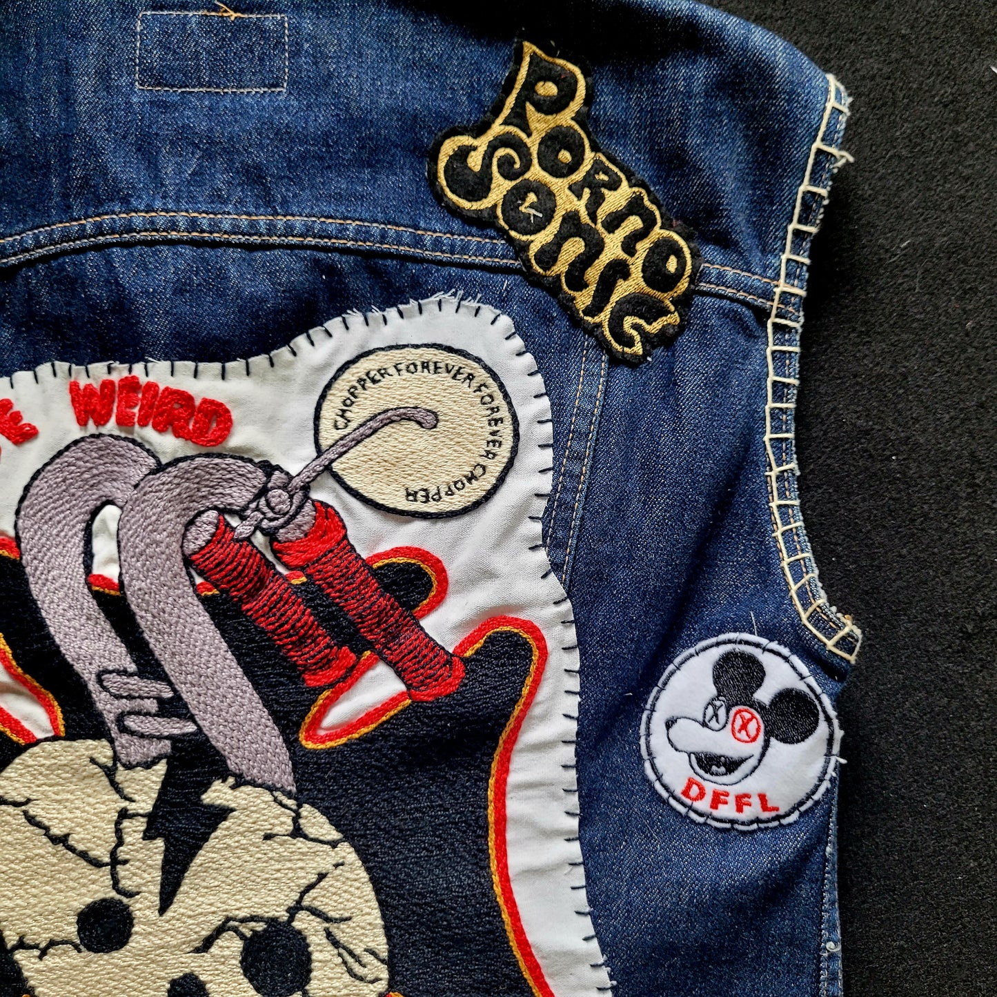 "Ride Weird to Death "Chopper Forever  chainstitched by hand Levi's Jacket/ Veste levis vintage brodée main et patchée - PUNK & COTON