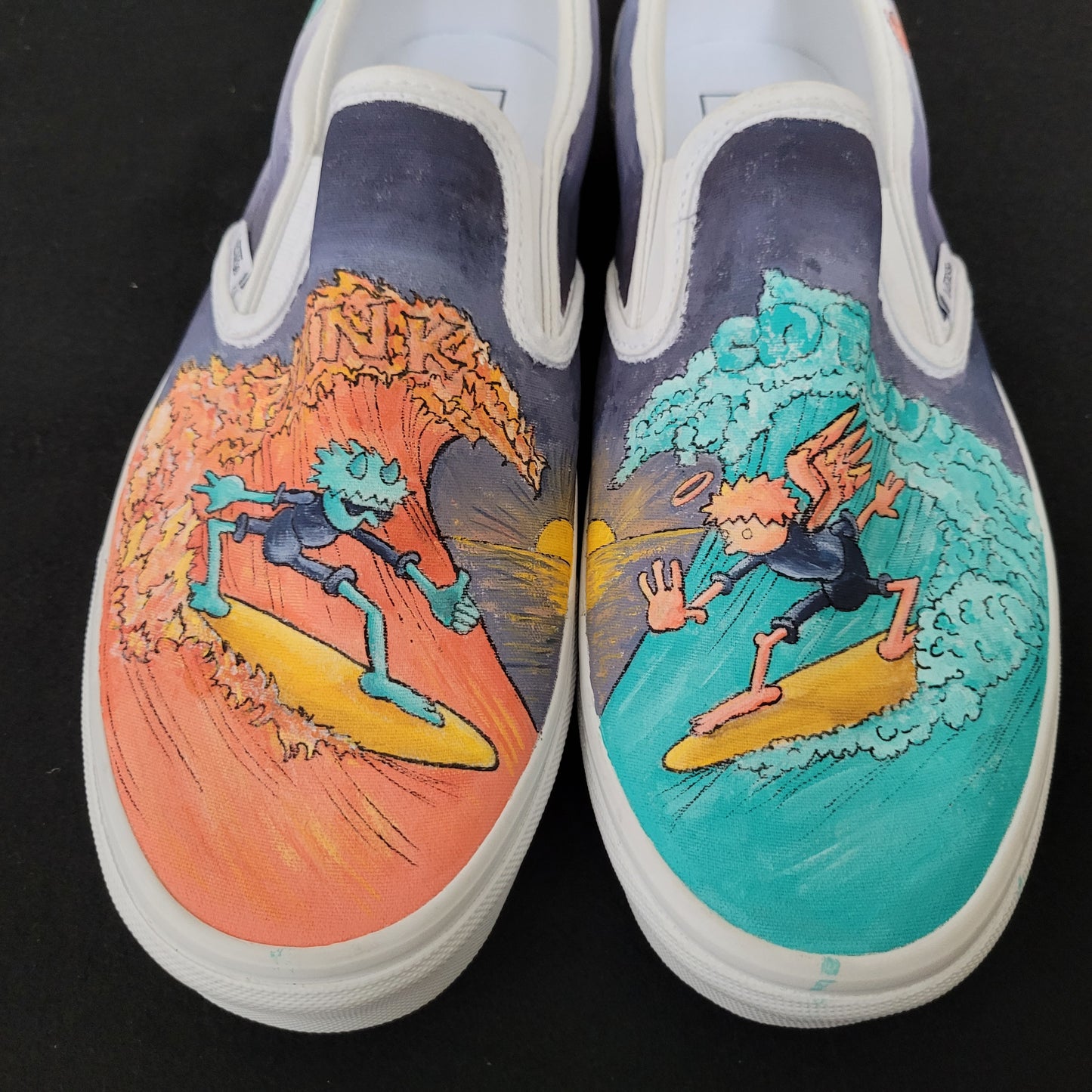 VANS "Ange & Démon Surf " Slip On peintes à la main by Punk & Coton