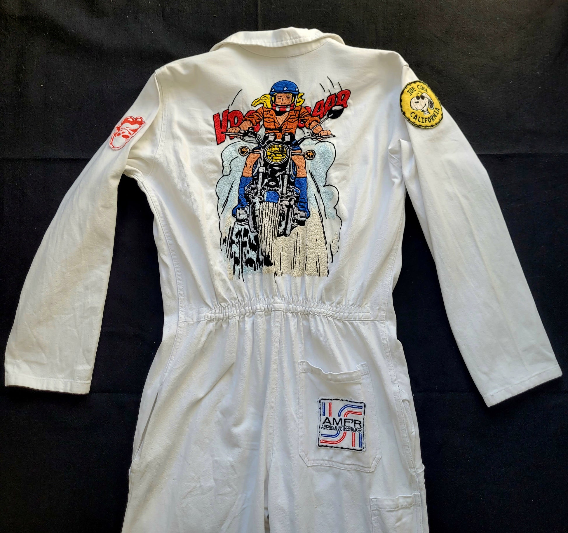 Handembroidery Vintage White Coverall "The Girl on motorcycle " signed by Punk and Coton - PUNK & COTON