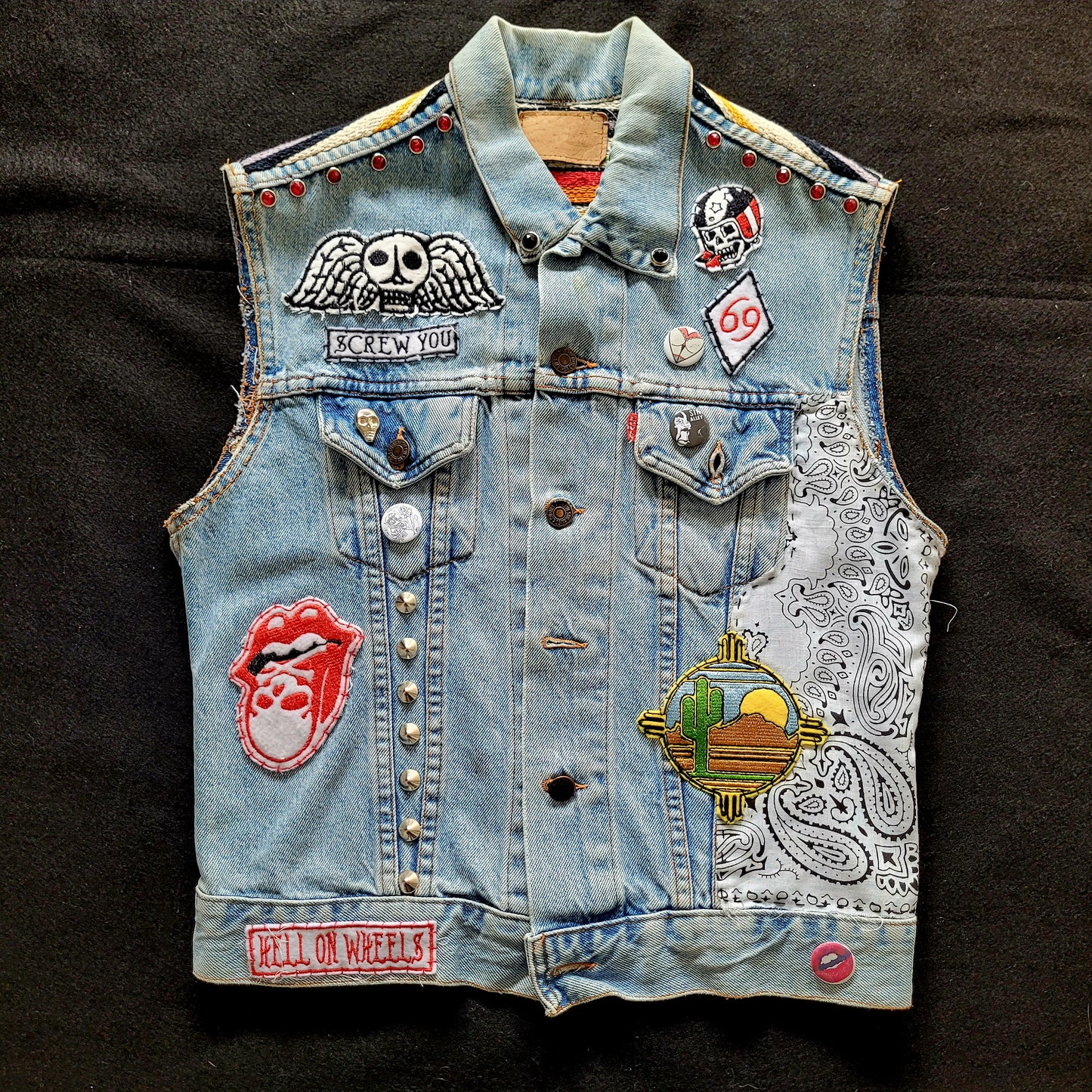 Handpainted  & Handembroidered  JACKET LEVI'S "My Chopper Babe " veste peinte et brodée à la main chopper girl - PUNK & COTON