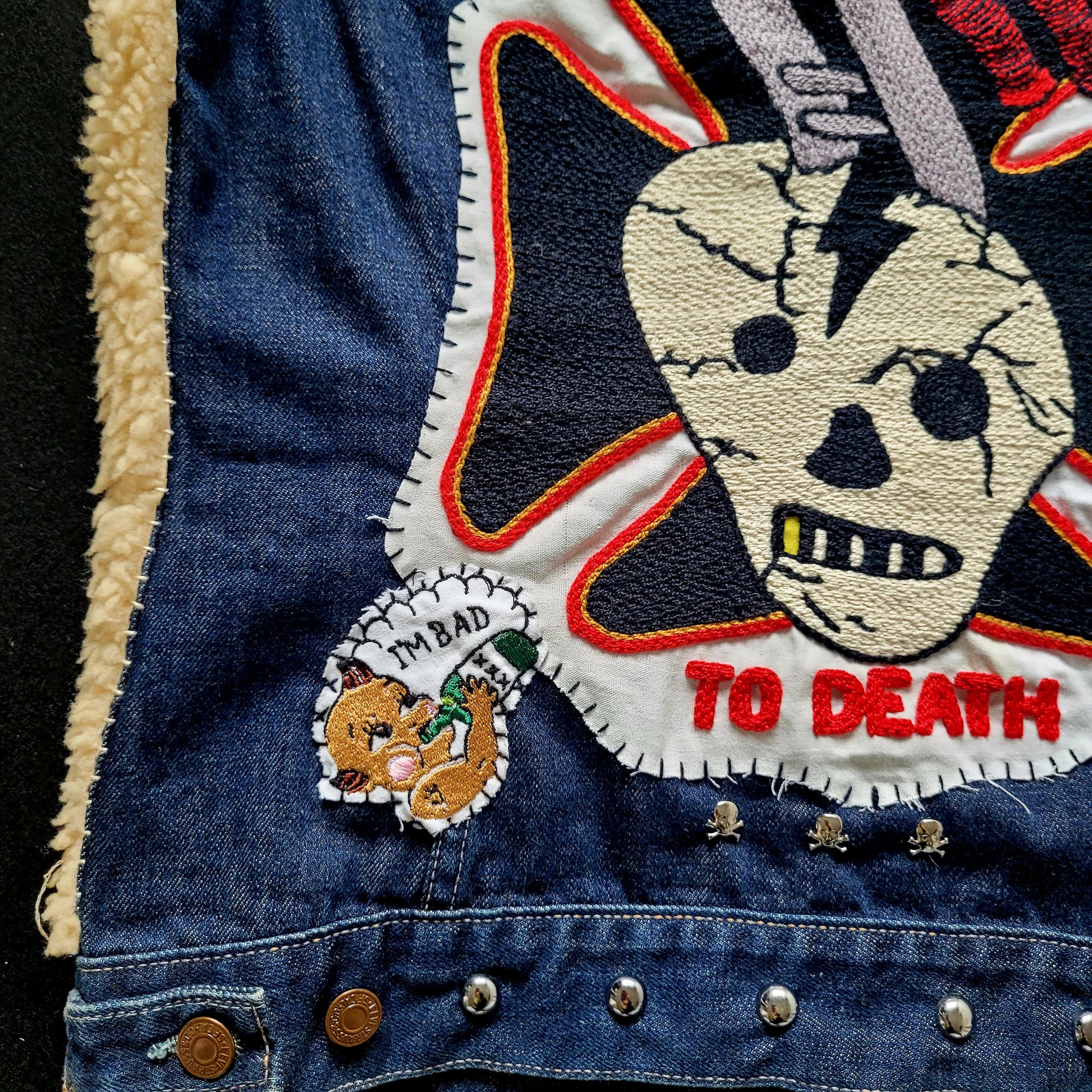 "Ride Weird to Death "Chopper Forever  chainstitched by hand Levi's Jacket/ Veste levis vintage brodée main et patchée - PUNK & COTON