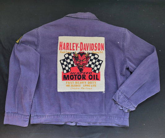 Veste de travail des années 60 coupe Cycliste brodée à la main Devil HARLEY-DAVIDSON Motor Oil - PUNK & COTON