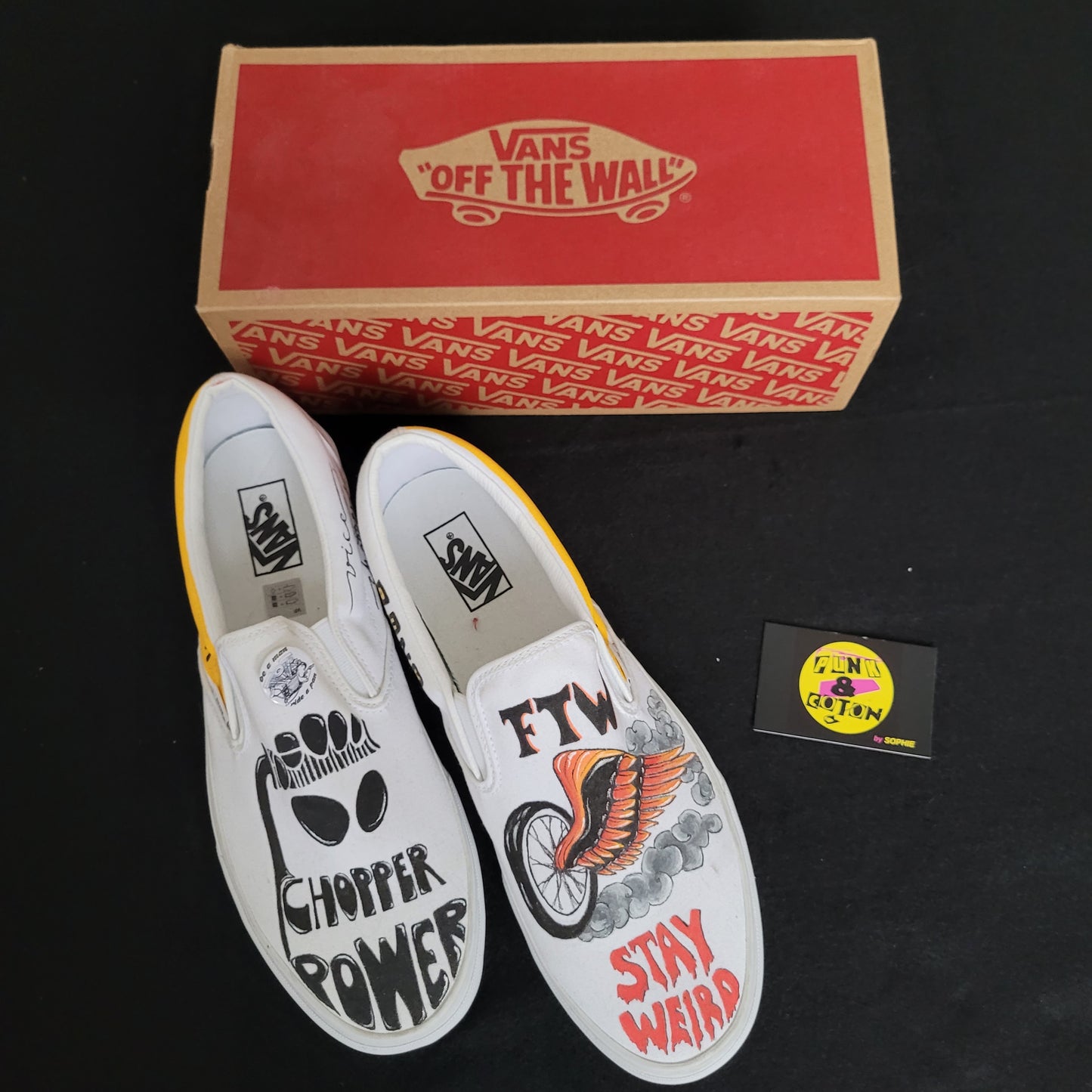 VANS "Chopper Power " Slip On peintes à la main by Punk & Coton