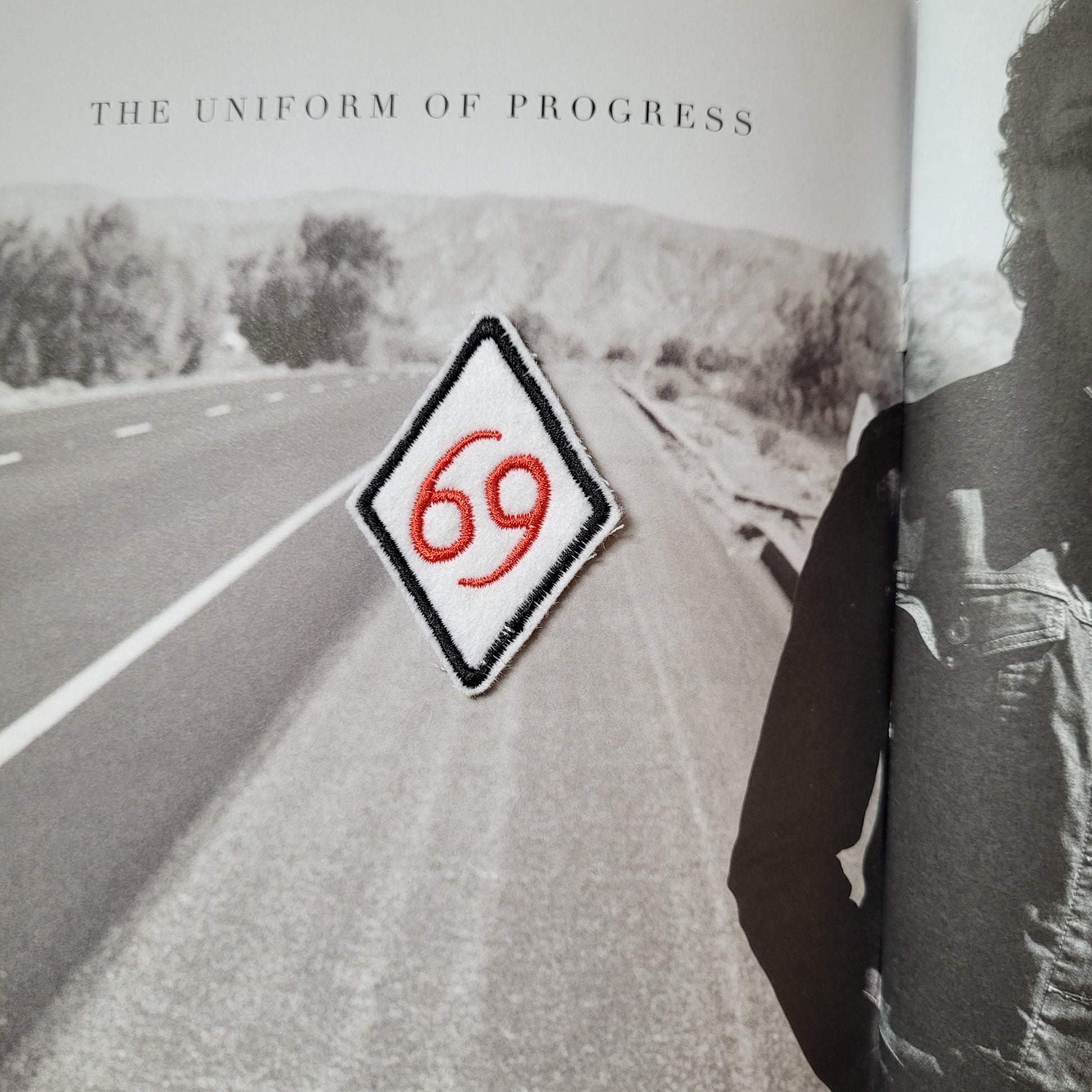 Patch Brodé 69 LOSANGE ( version chiffre fin) - PUNK & COTON