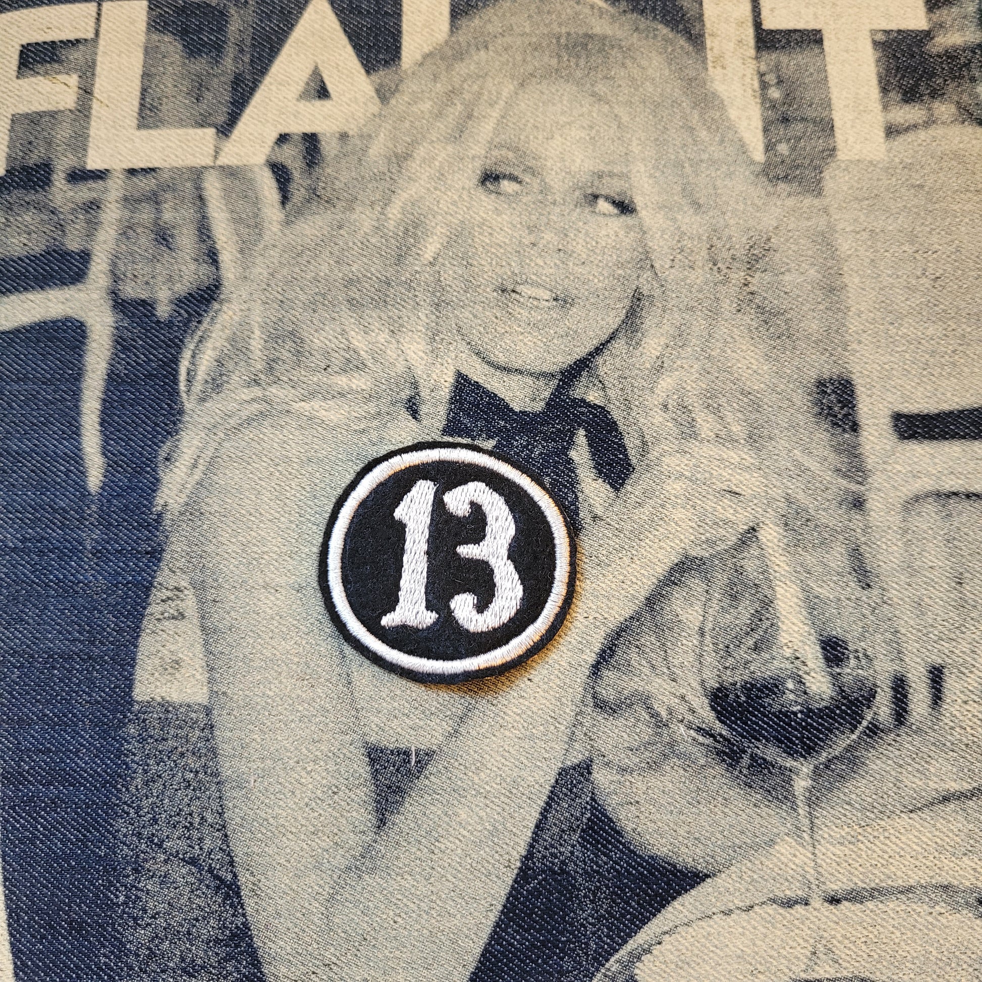 Patch Brodé 13 ( Petit Modele Fond Noir) - PUNK & COTON