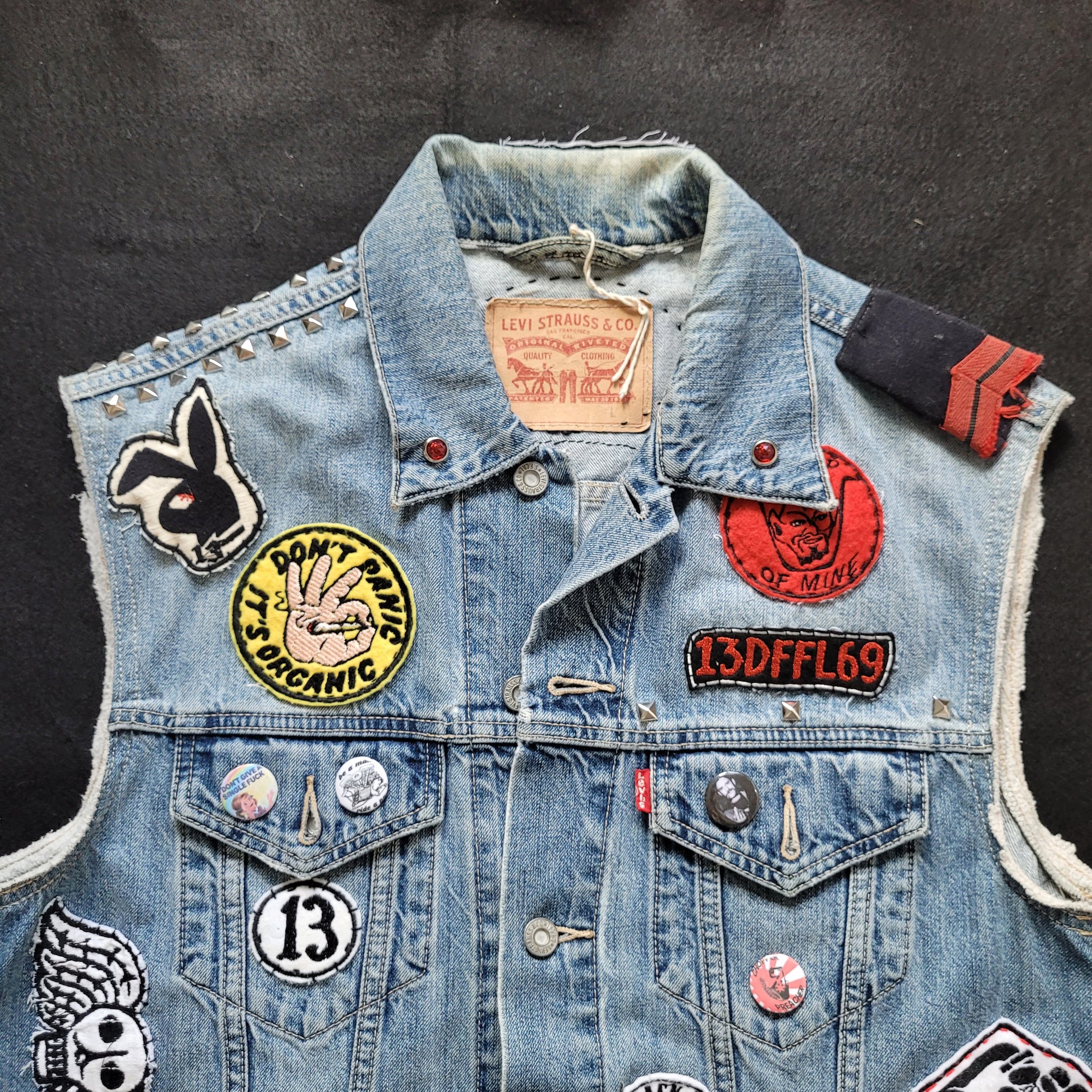 Handpainted Levi's Jacket "Rat Fink Choppers" / Veste sans manches Levi's peinte à la main - PUNK & COTON