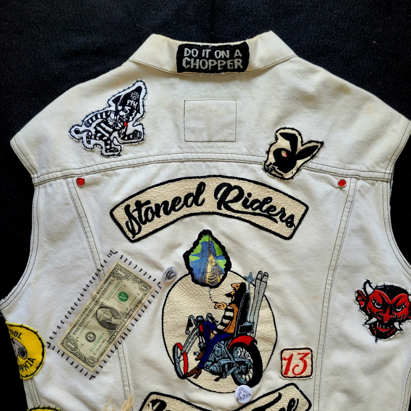 "STONED RIDERS JOSHUA TREE CAL."Handembroidery Levi's Jacket - PUNK & COTON