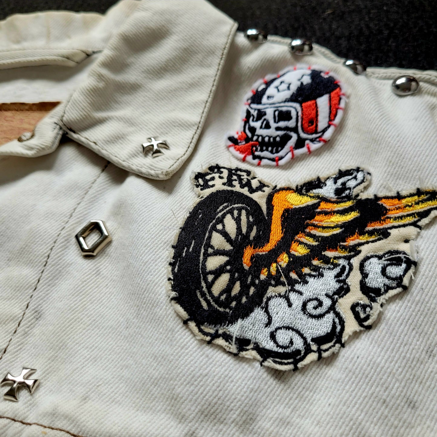 "STONED RIDERS JOSHUA TREE CAL."Handembroidery Levi's Jacket - PUNK & COTON