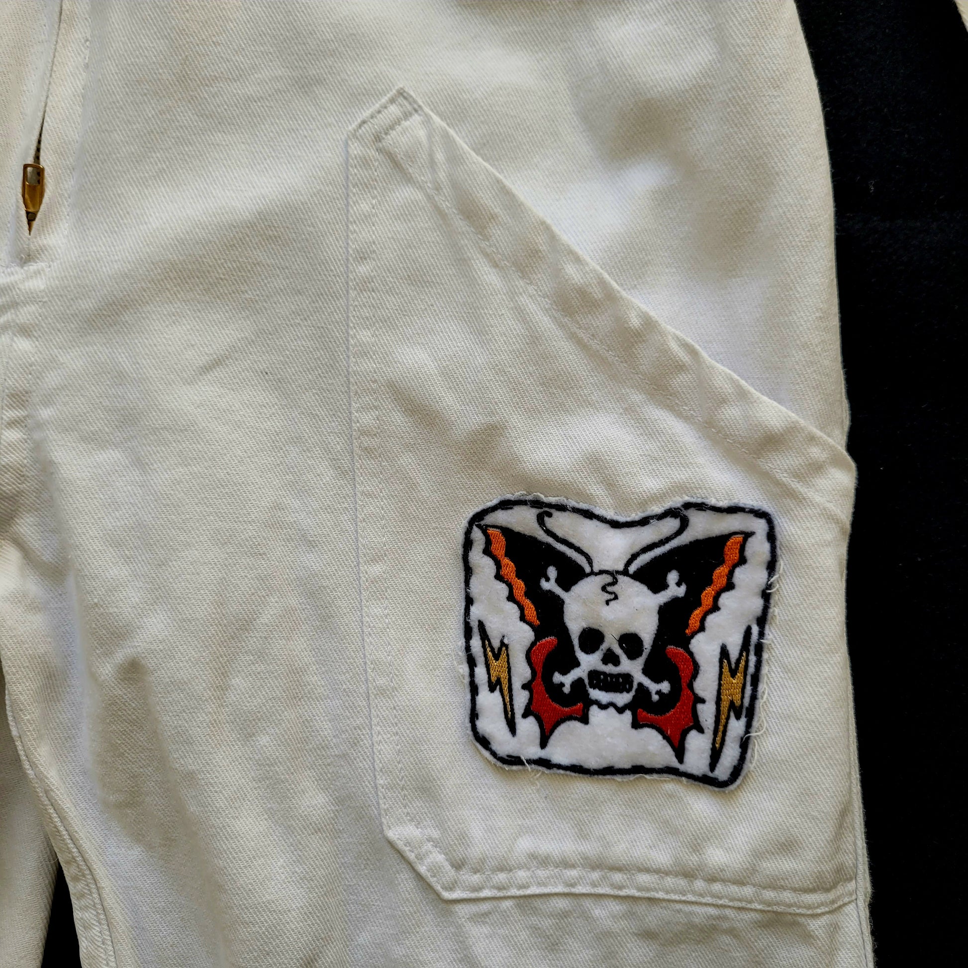 Handembroidery Vintage White Coverall "The Girl on motorcycle " signed by Punk and Coton - PUNK & COTON