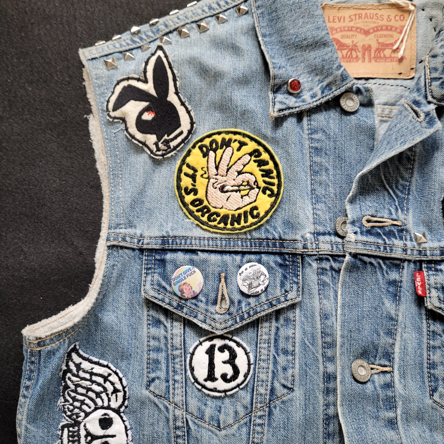 Handpainted Levi's Jacket "Rat Fink Choppers" / Veste sans manches Levi's peinte à la main - PUNK & COTON