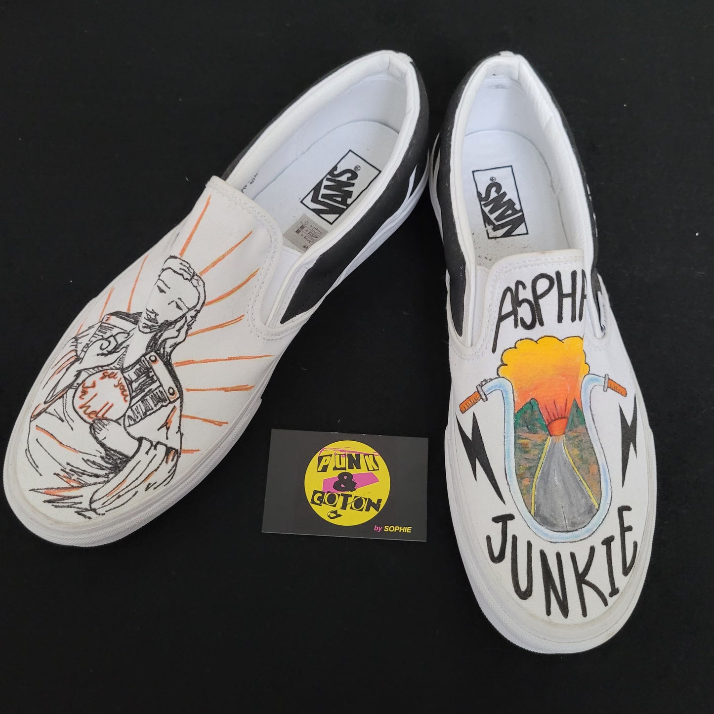 VANS "Jesus & Asphalt junkie" Slip On peintes à la main by Punk & Coton