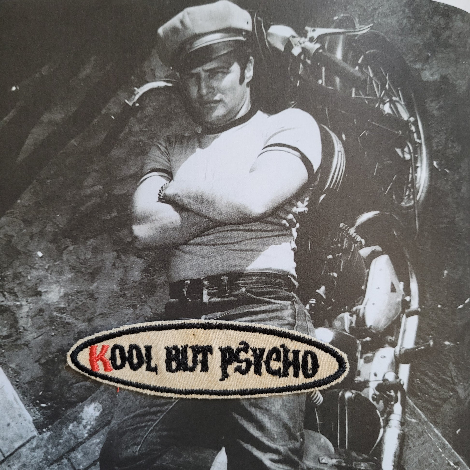 Patch Brodé "Kool but psycho" SUR VIEUX TISSU COTON - PUNK & COTON