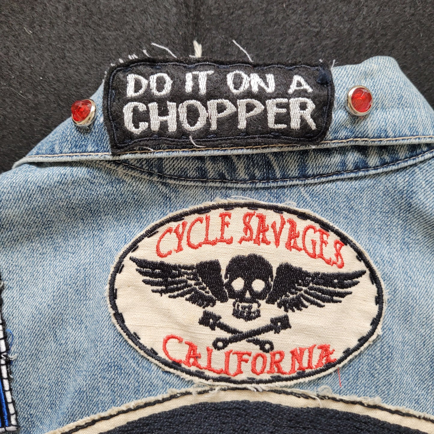 Handpainted Levi's Jacket "Rat Fink Choppers" / Veste sans manches Levi's peinte à la main - PUNK & COTON