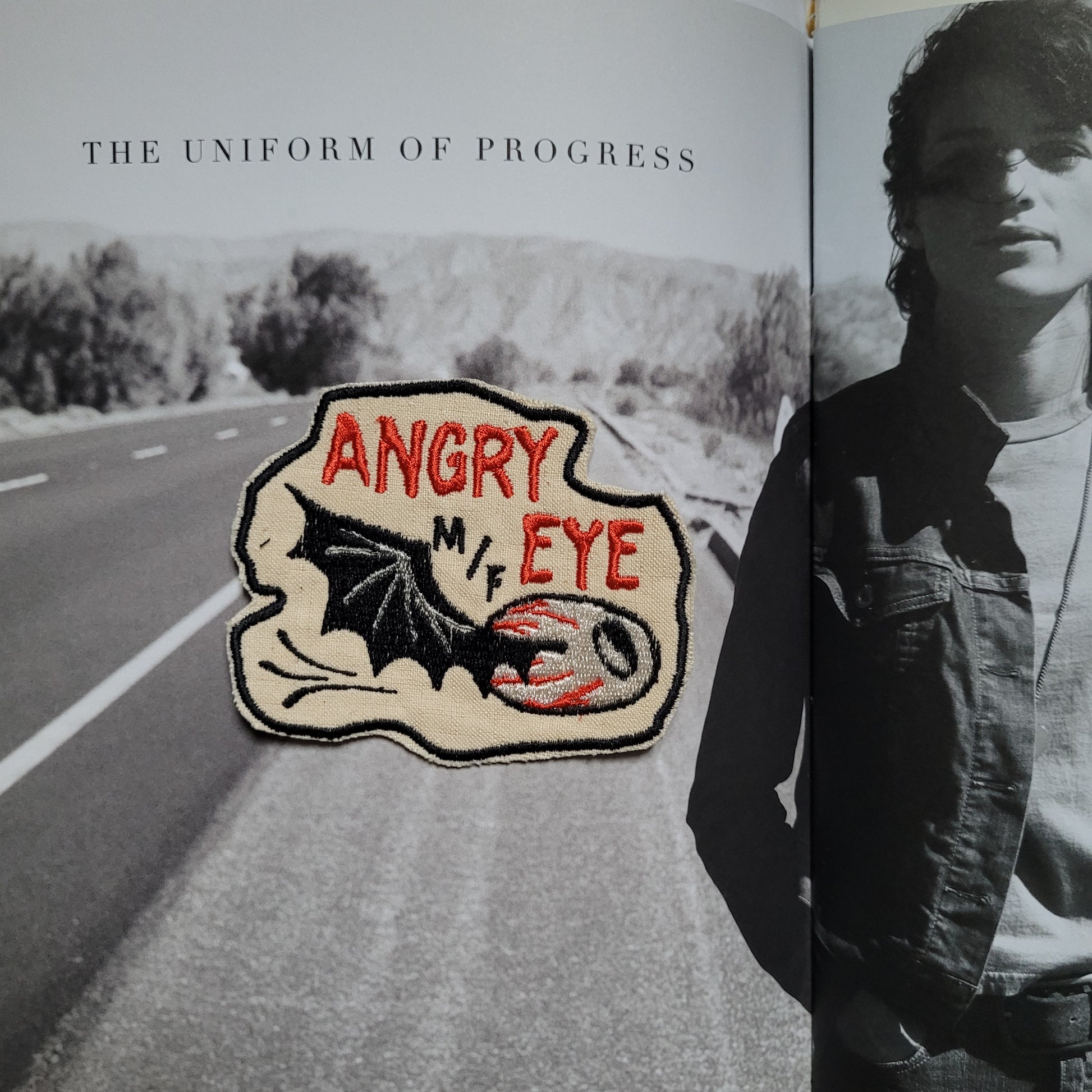 Patch Brodé"Angry eye MF (MOTORCYCLE FAMILY)" EN VIEUX TISSU COTON - PUNK & COTON