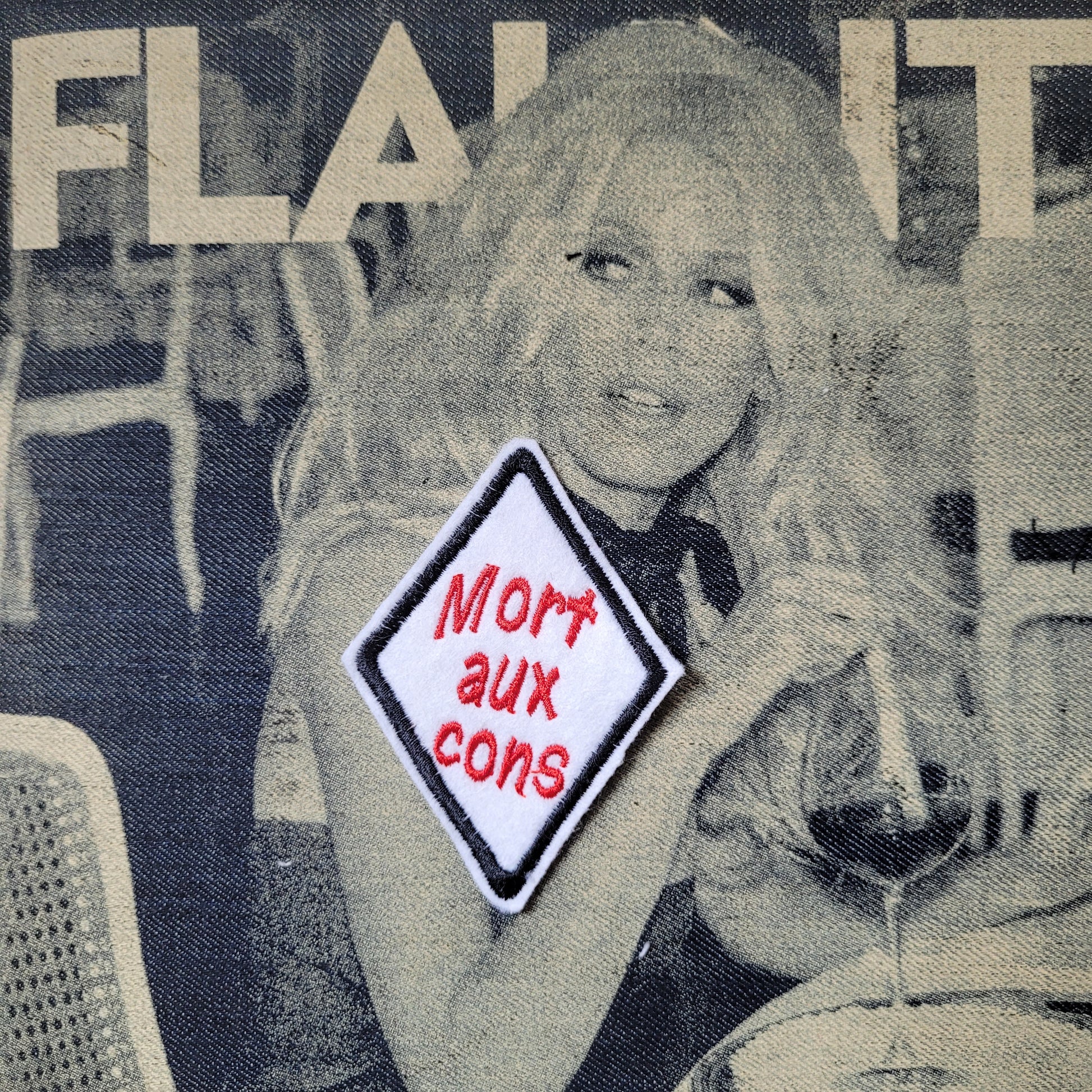 Patch Brodé Morts aux Cons ( Losange) - PUNK & COTON