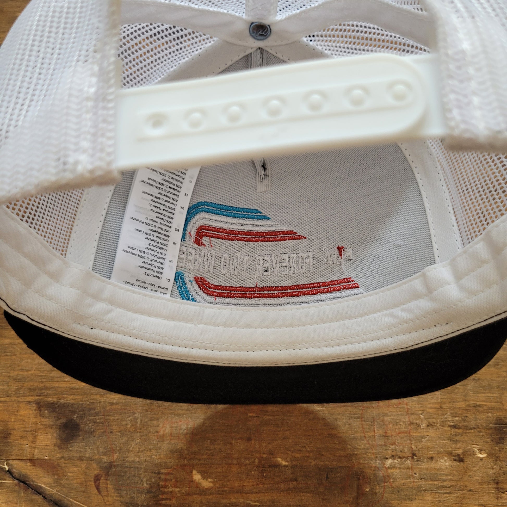 Trucker Cap  Brodé "FOREVER TWO WHEELS" Version Fond Noir / Blanc - PUNK & COTON