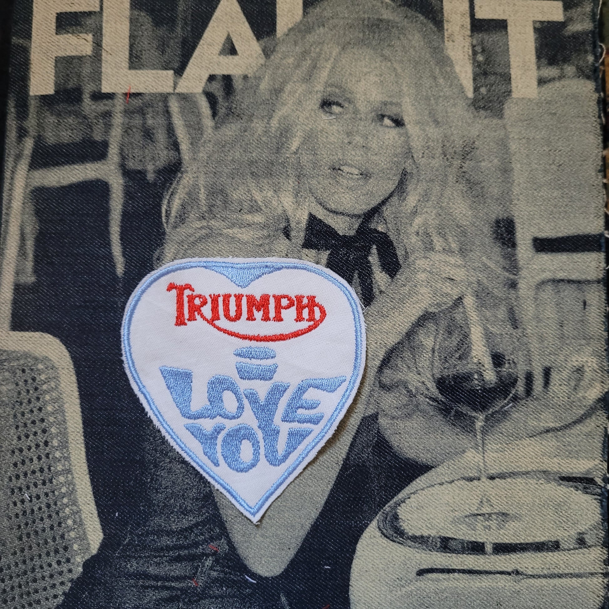 Patch Brodé "Triumph vintage HEART" EN VIEUX TISSU COTON - PUNK & COTON