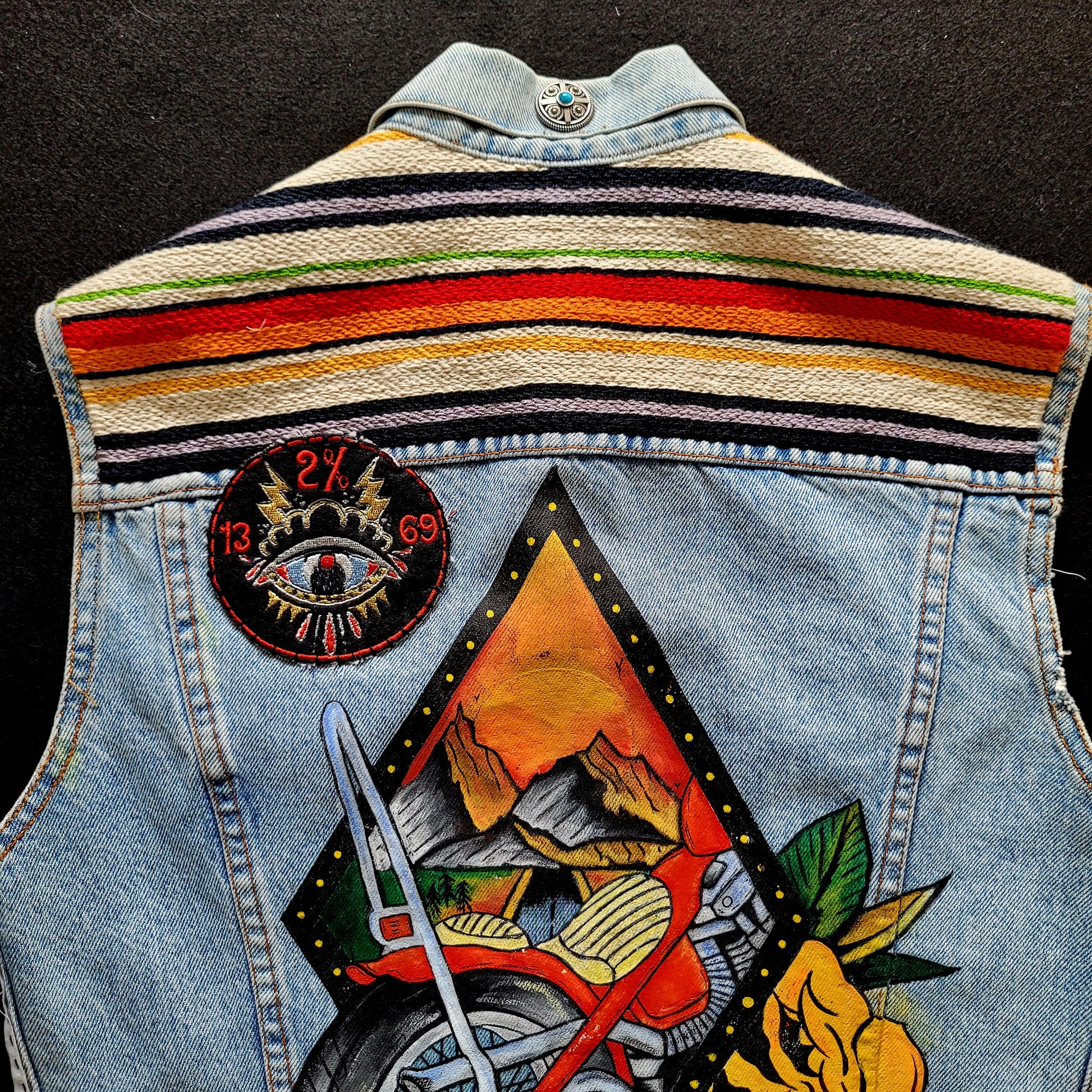 Handpainted  & Handembroidered  JACKET LEVI'S "My Chopper Babe " veste peinte et brodée à la main chopper girl - PUNK & COTON