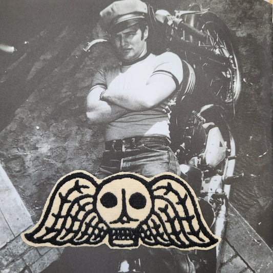 Patch Brodé "Tête de mort, skull" "Memento Mori" EN VIEUX TISSU COTON - PUNK & COTON