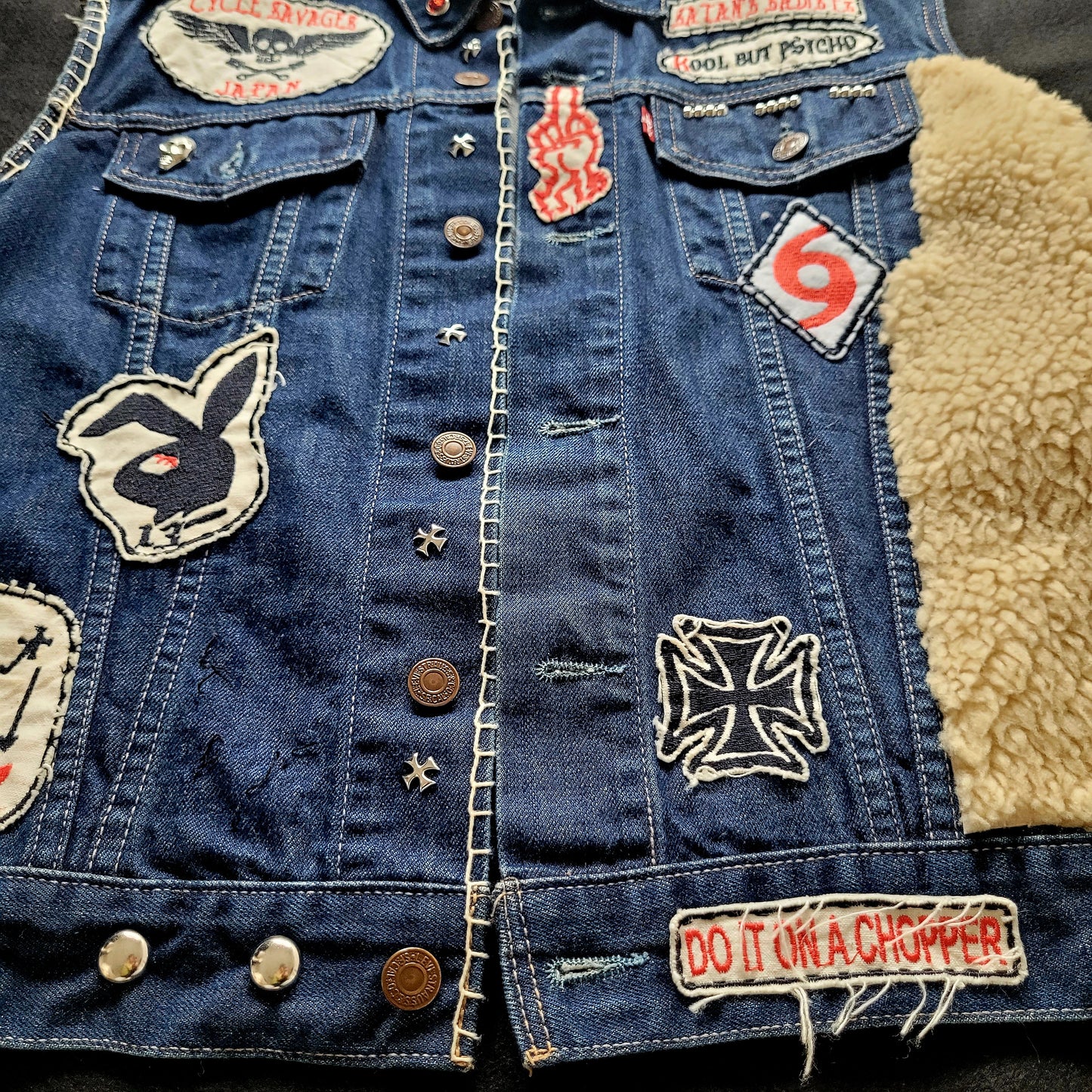 "Ride Weird to Death "Chopper Forever  chainstitched by hand Levi's Jacket/ Veste levis vintage brodée main et patchée - PUNK & COTON