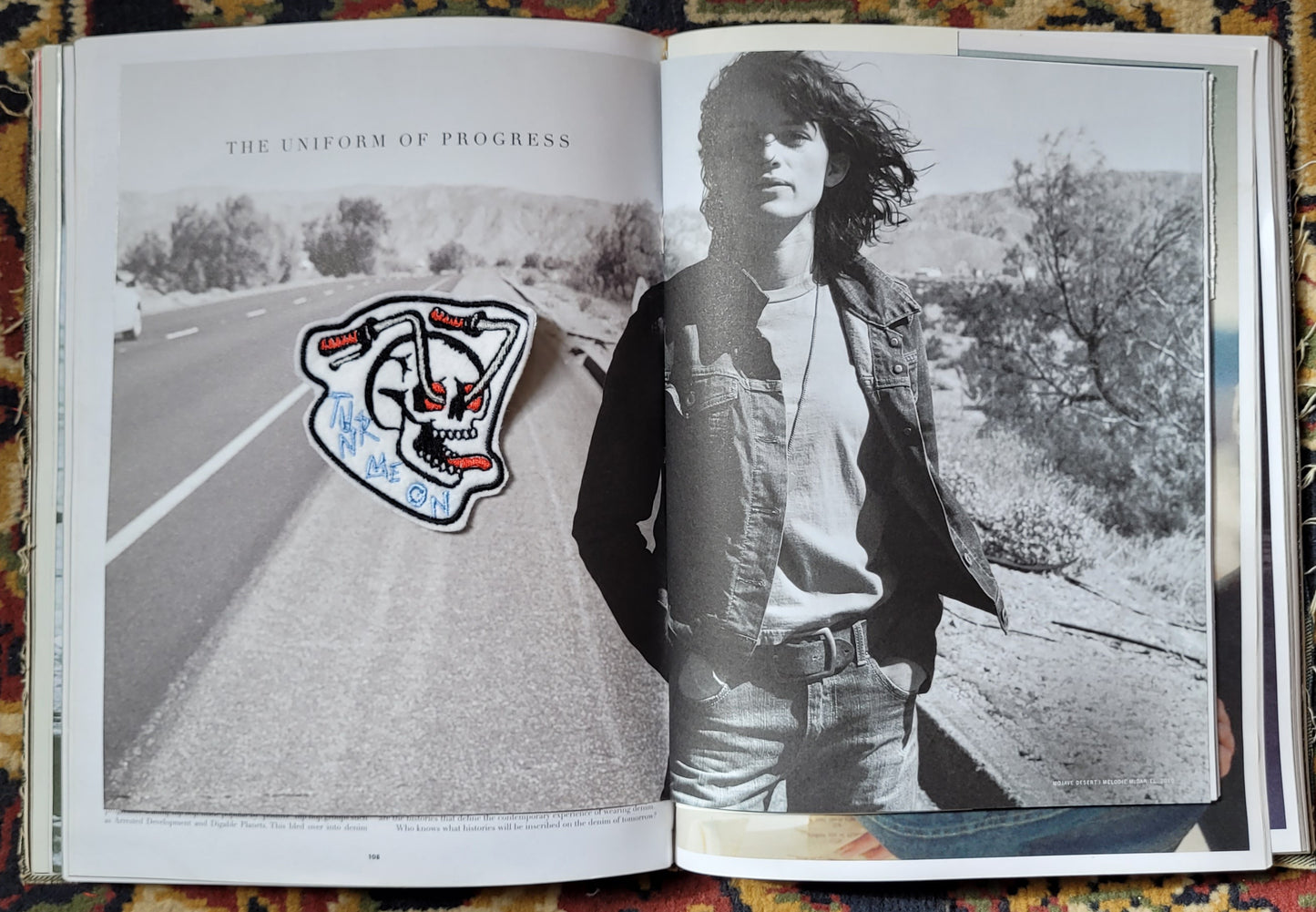 Patch brodé "Turn me on" version blue word - PUNK & COTON