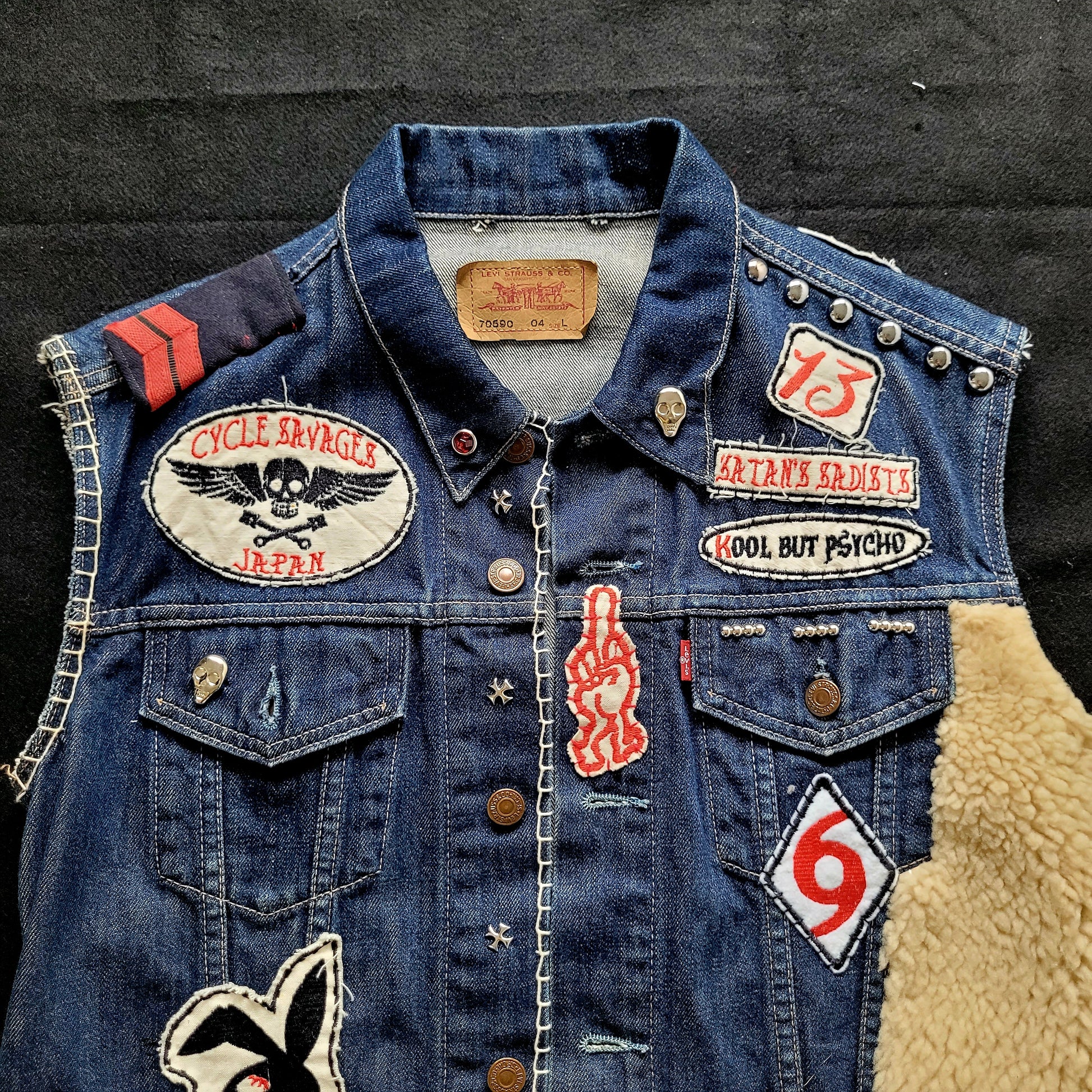 "Ride Weird to Death "Chopper Forever  chainstitched by hand Levi's Jacket/ Veste levis vintage brodée main et patchée - PUNK & COTON