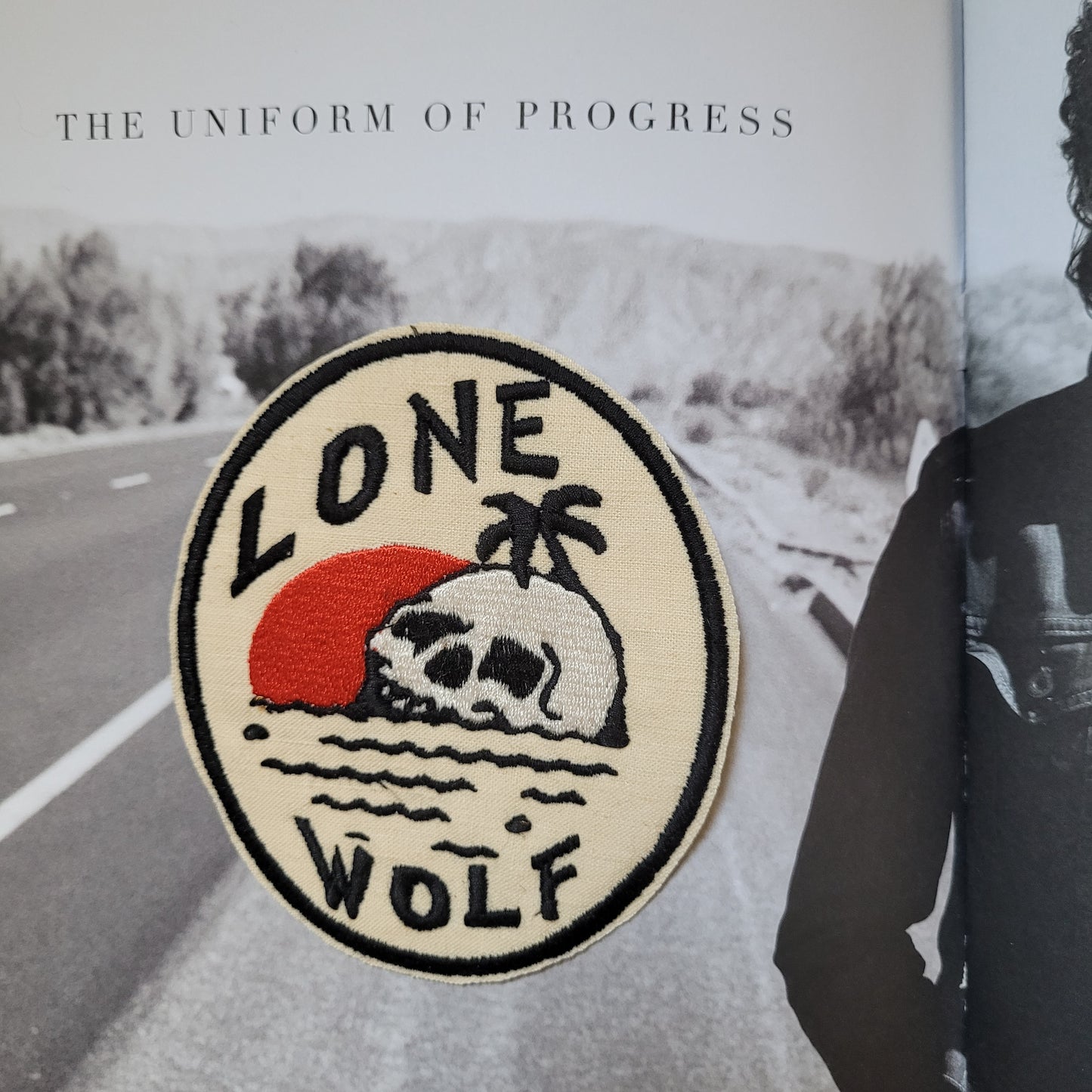 Patch Brodé "Lone Wolf Island" EN VIEUX TISSU COTON - PUNK & COTON