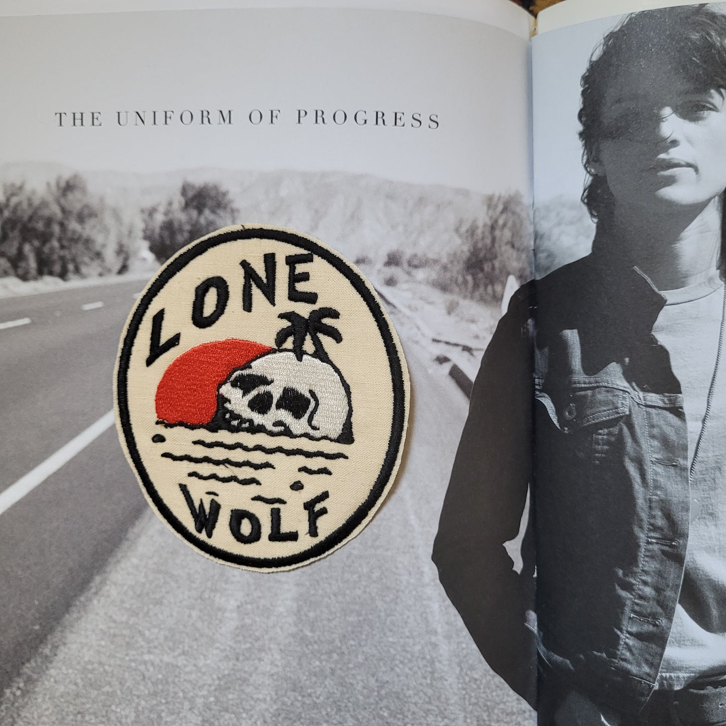 Patch Brodé "Lone Wolf Island" EN VIEUX TISSU COTON - PUNK & COTON
