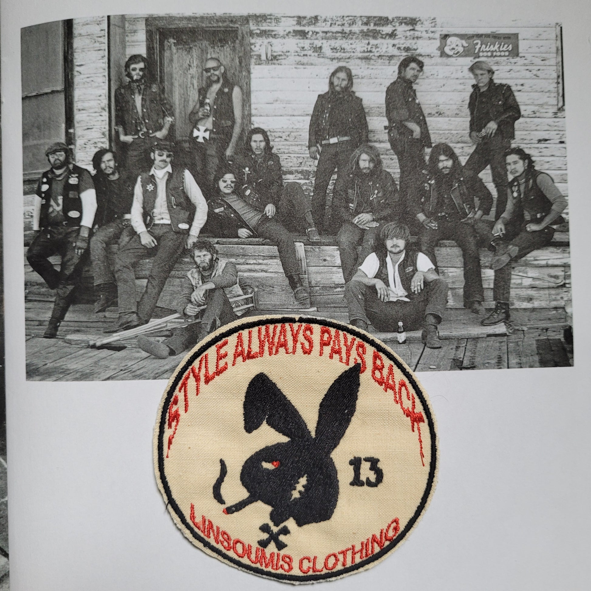 Patch Brodé "L'Insoumis Clothing Playbadboy rabbit" 2ème Version Noir/Beige/Rouge - PUNK & COTON