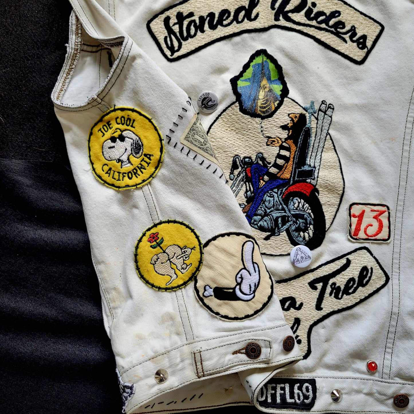 "STONED RIDERS JOSHUA TREE CAL."Handembroidery Levi's Jacket - PUNK & COTON