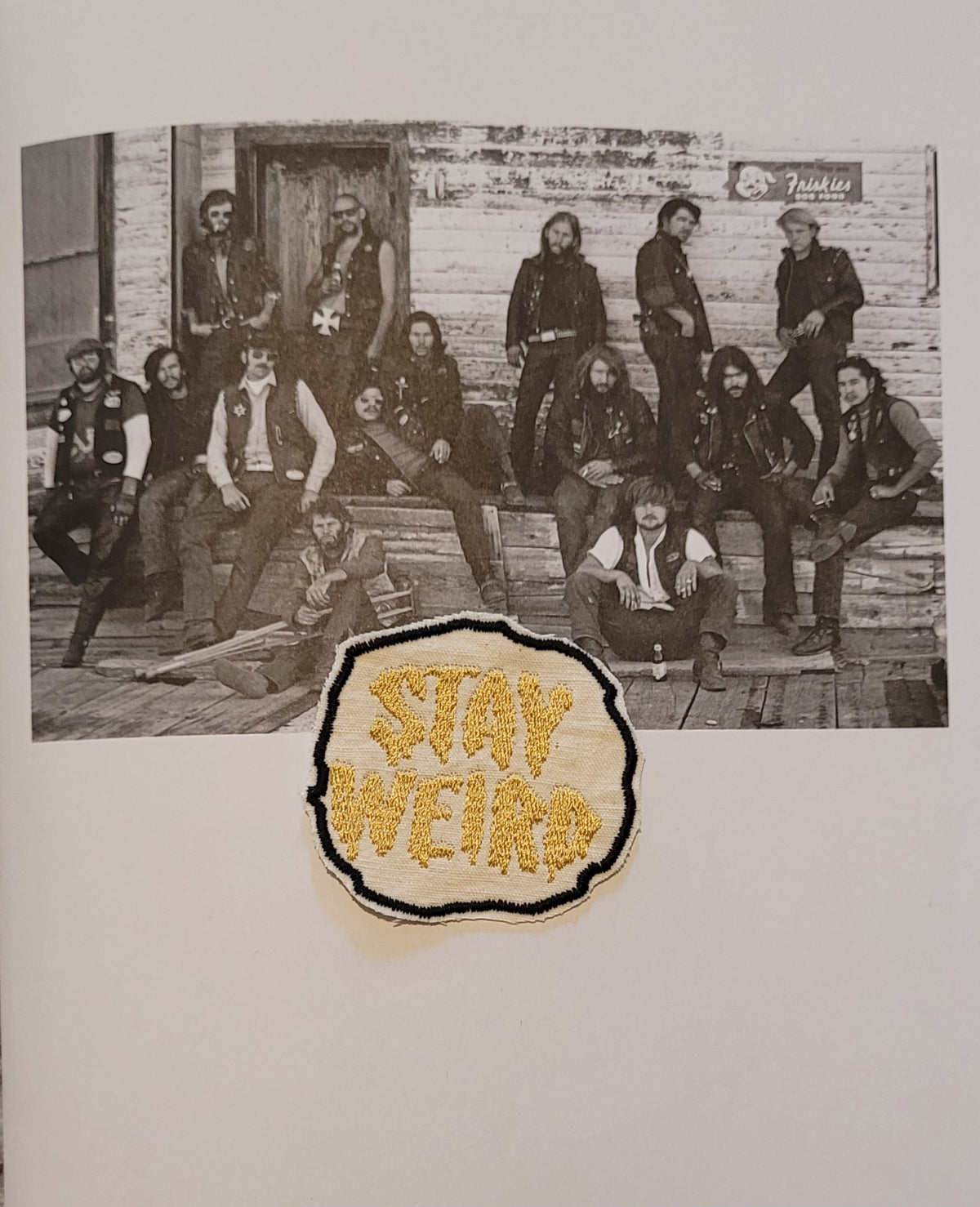 Patch Brodé "Stay weird" Version Gold EN VIEUX TISSU COTON