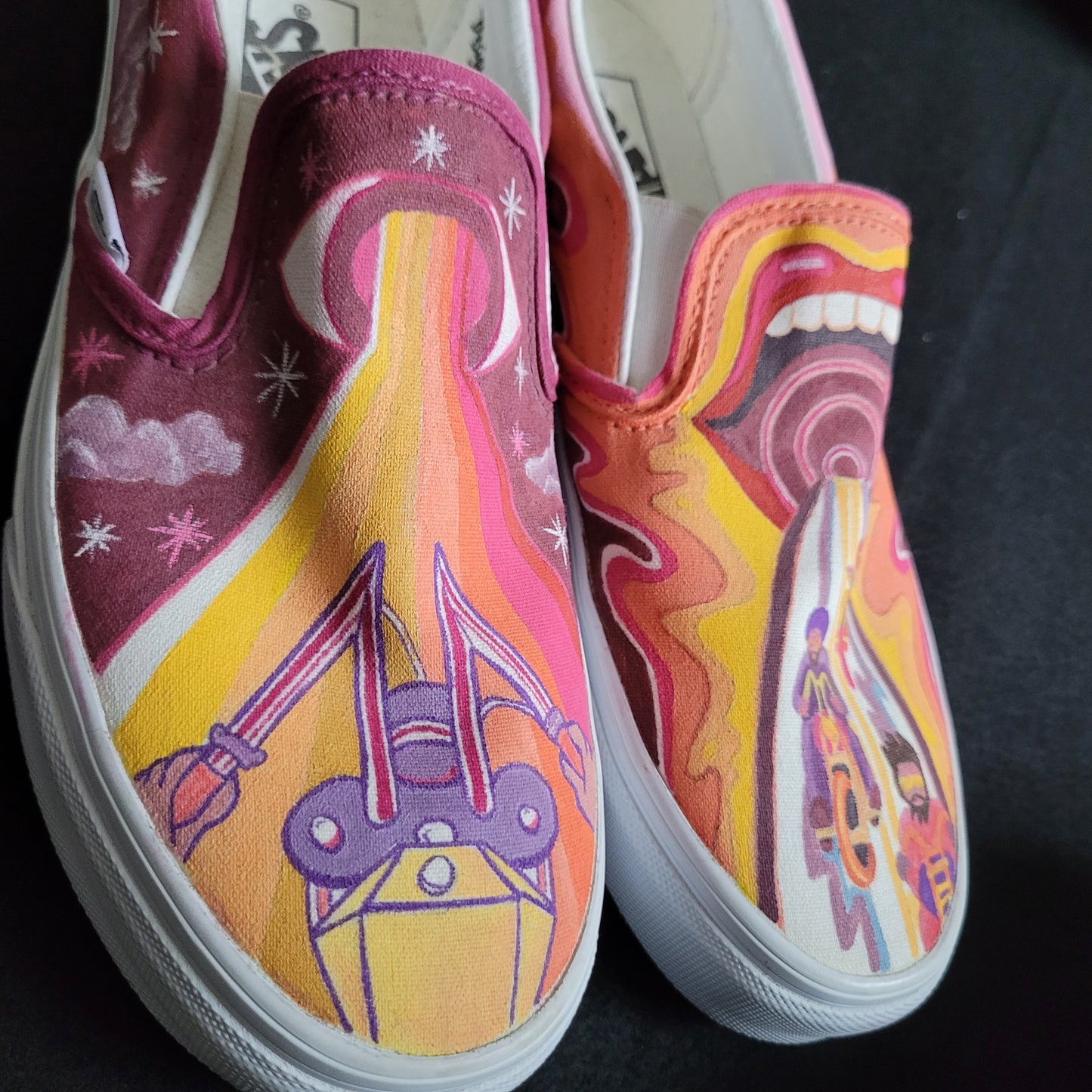 VANS "Chopper Life Psychedelic " Slip On peintes à la main by Punk & Coton