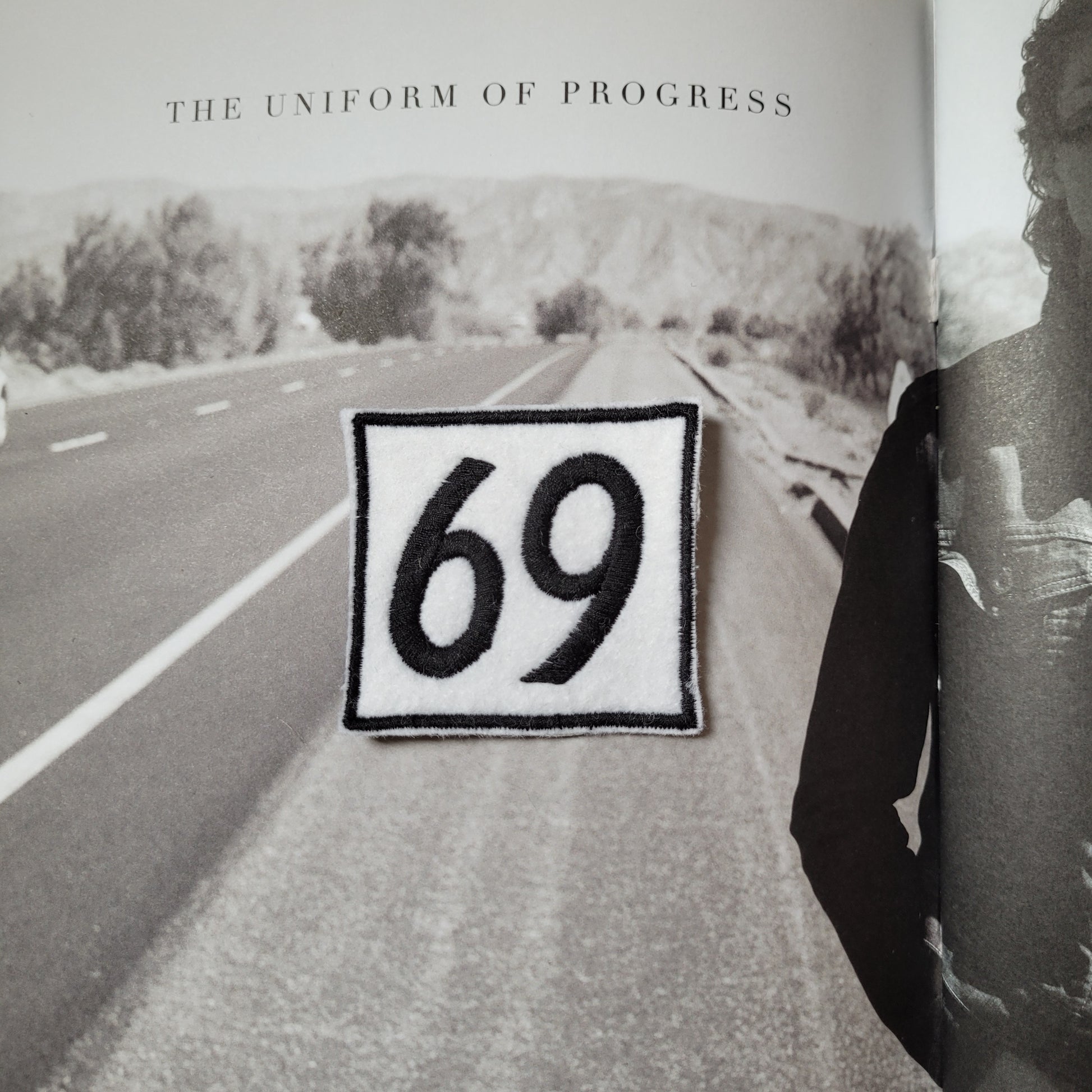 Patch Brodé 69 CARRE (Version Blanche) - PUNK & COTON