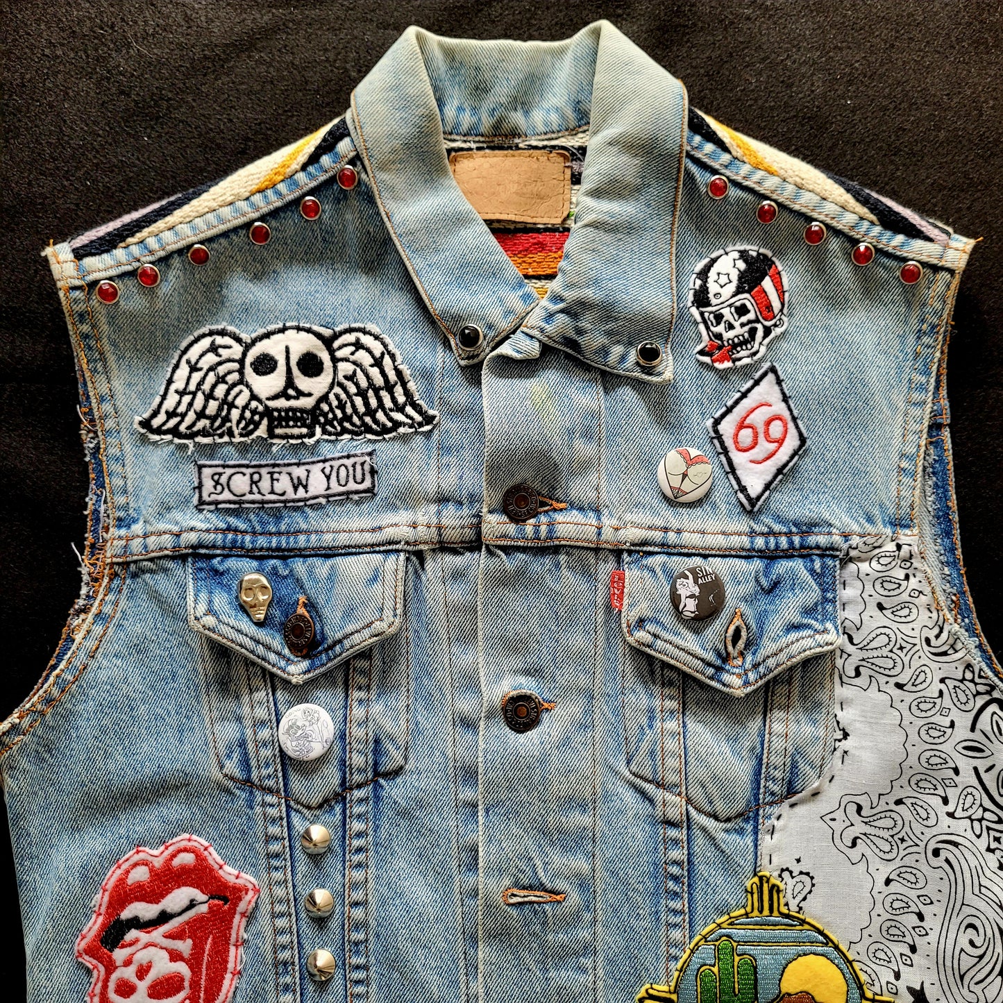 Handpainted  & Handembroidered  JACKET LEVI'S "My Chopper Babe " veste peinte et brodée à la main chopper girl - PUNK & COTON