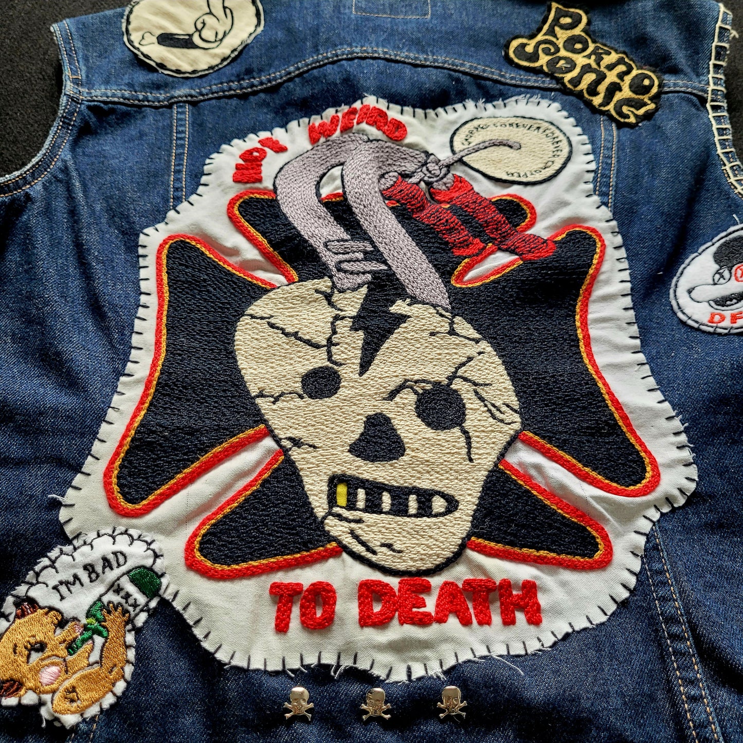 "Ride Weird to Death "Chopper Forever  chainstitched by hand Levi's Jacket/ Veste levis vintage brodée main et patchée - PUNK & COTON
