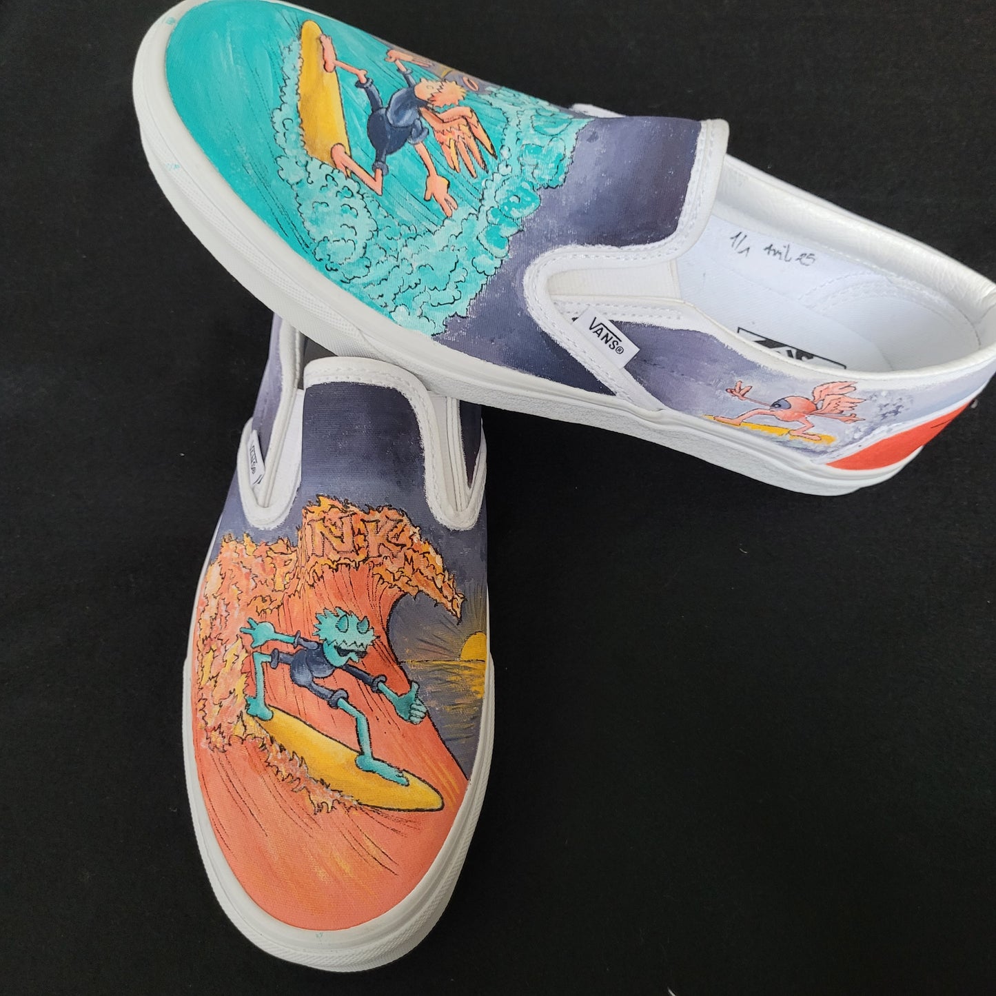VANS "Ange & Démon Surf " Slip On peintes à la main by Punk & Coton