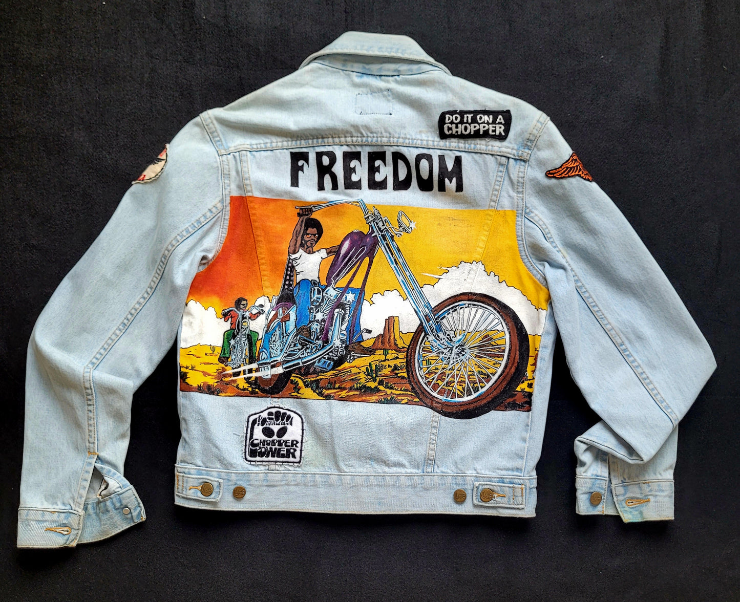 Handpainted Lee "Blacklight Chopper Motorcycle " in memory by Barry Lynn Hanson 1972 signed by the Shop Punk and Coton & Sophie - PUNK & COTON