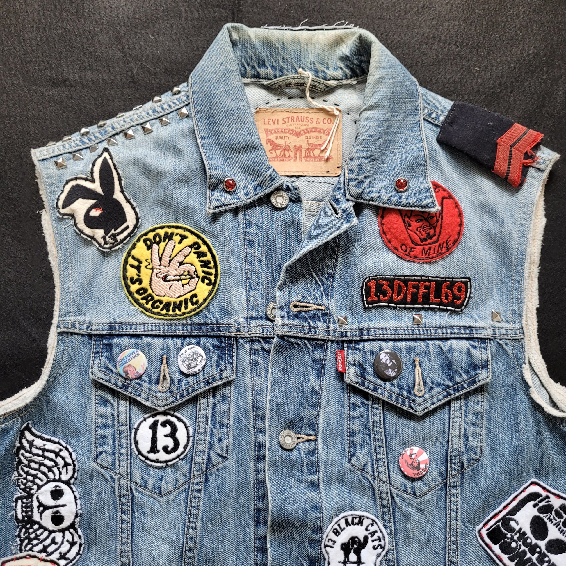 Handpainted Levi's Jacket "Rat Fink Choppers" / Veste sans manches Levi's peinte à la main - PUNK & COTON