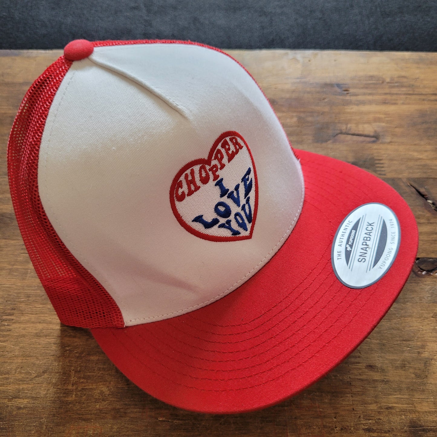 Trucker Cap  Brodé "CHOPPER I LOVE YOU" Version Fond Blanc / Rouge - PUNK & COTON