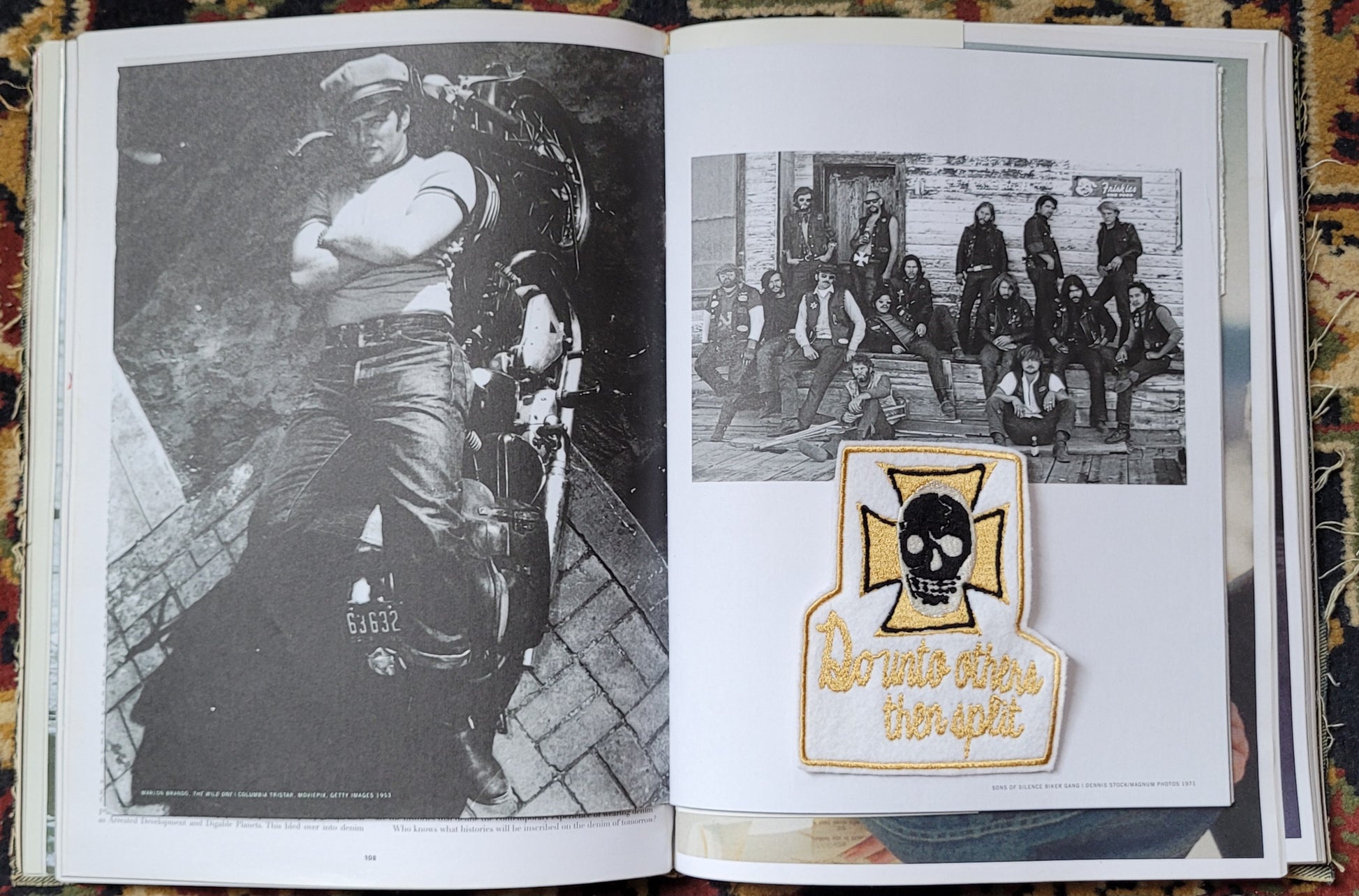 Patch Brodé Do Unto Others Then Split white - PUNK & COTON