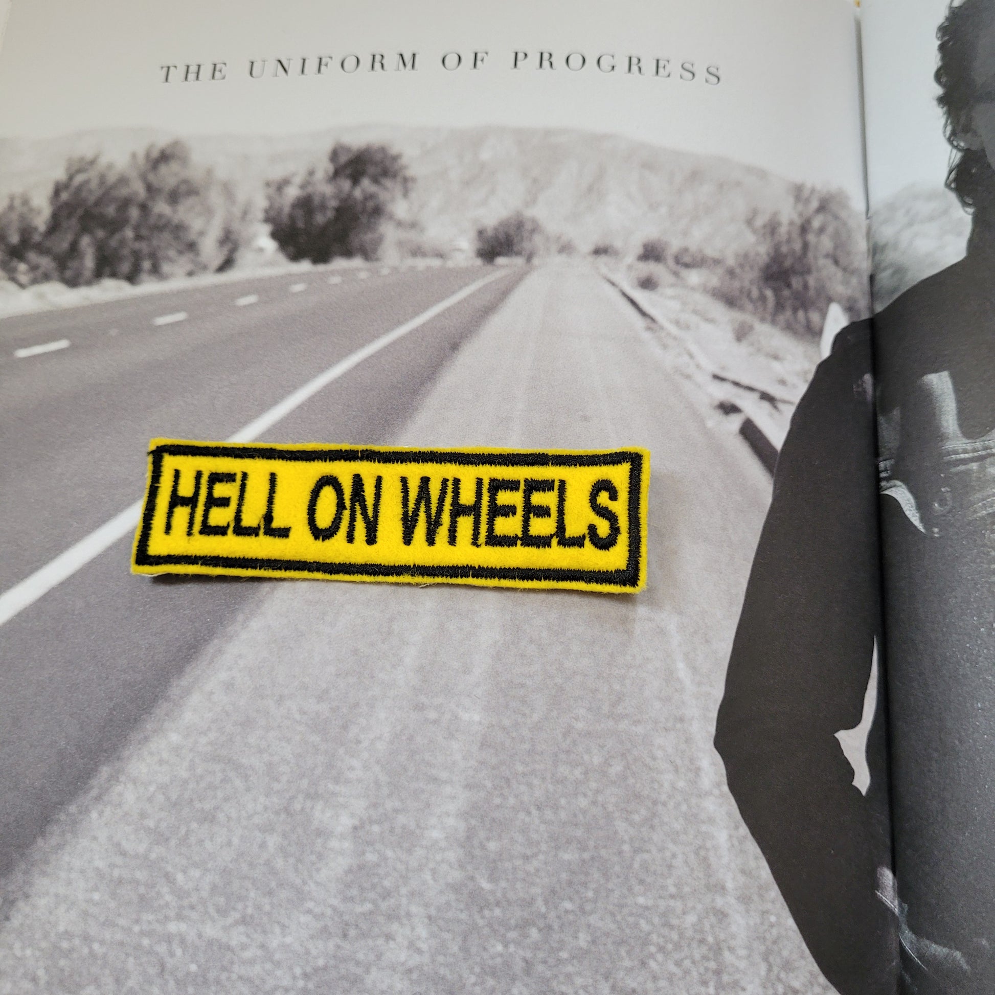 Patch Brodé Hell On Wheels (Version Jaune) - PUNK & COTON