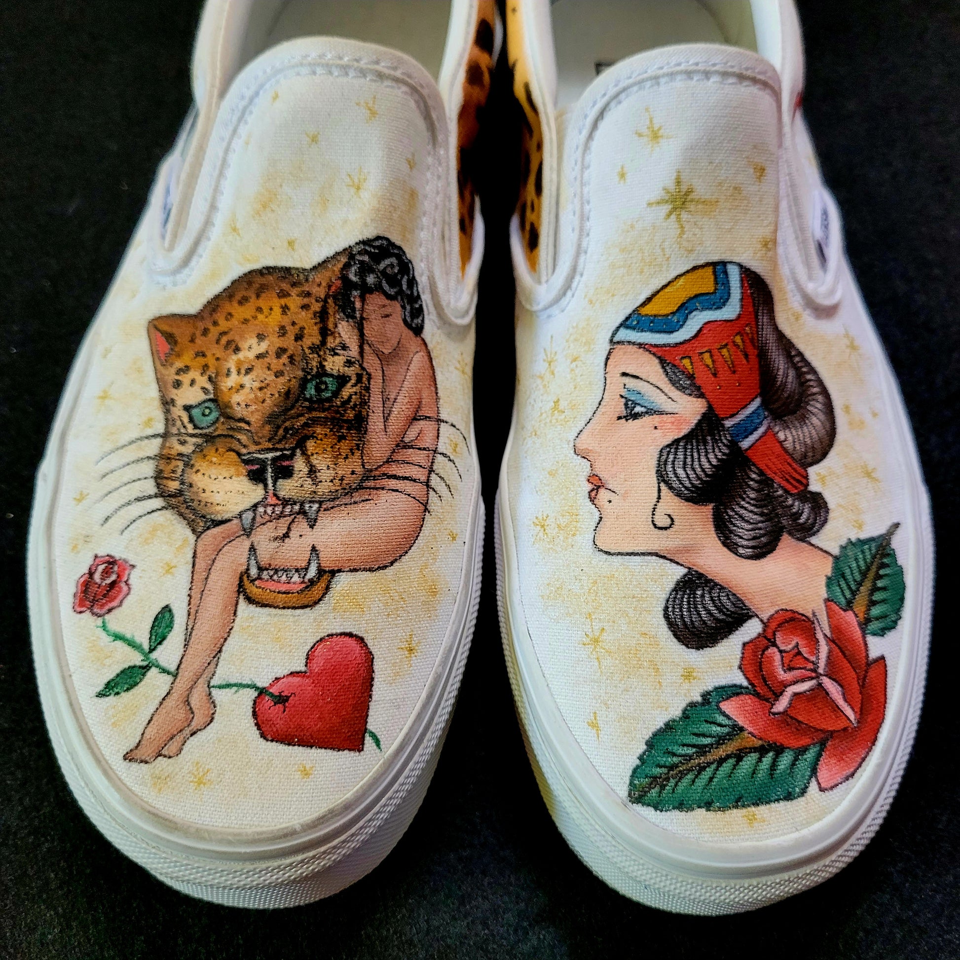 VANS "TATTOO OLD SCHOOL" Slip On peintes à la main by Punk & Coton - PUNK & COTON